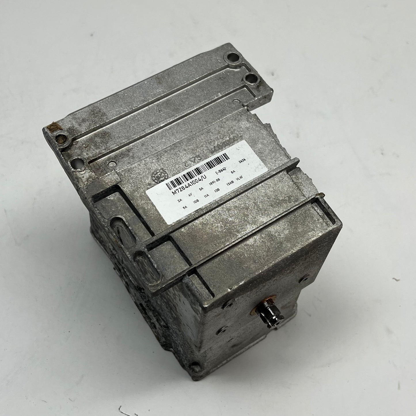 HONEYWELL Non-spring Return Foot Mounted Actuator 120V 150 lb-in. M7284A1004