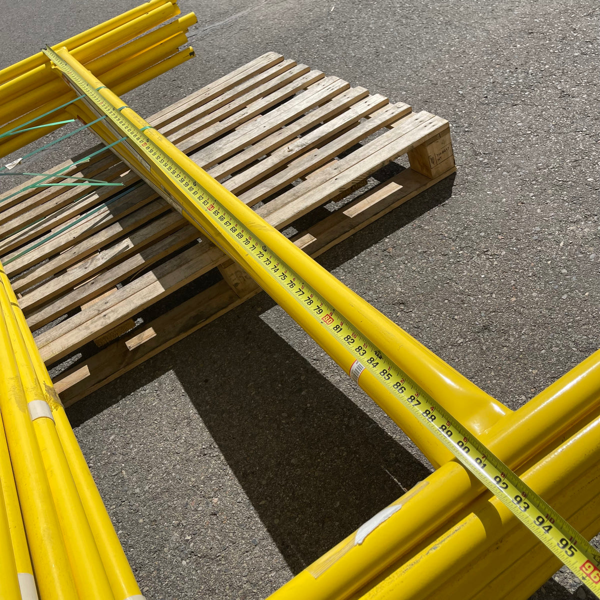 GARLOCK Yellow Steel Gates 91"x 41"