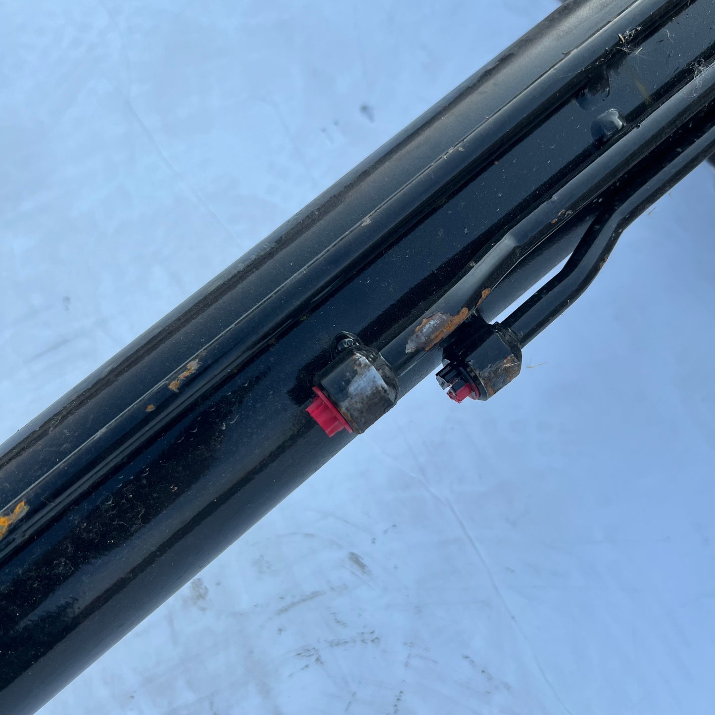 TIPTON Tilting Platform Hydraulic Cylinder Sz 131" L X 3" D Black Cosmetic Damage