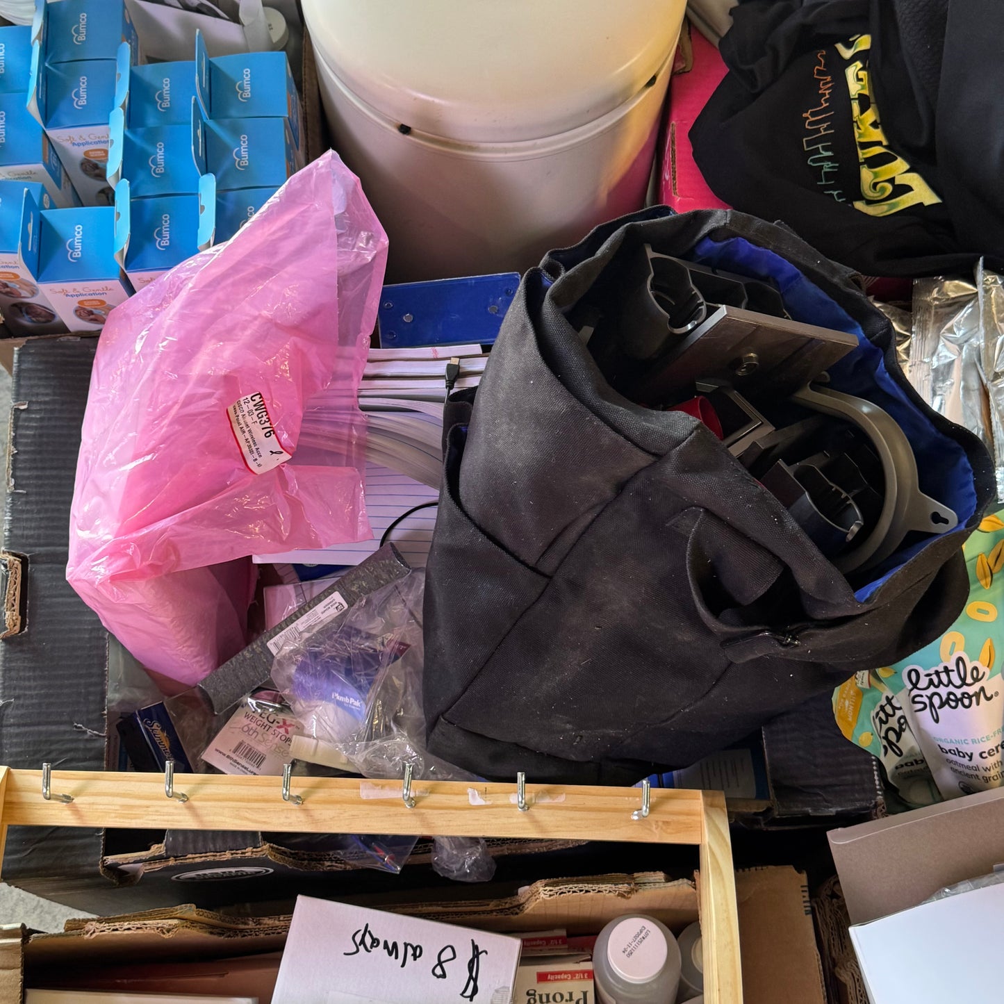ZA@ Pallet of MIXED Food, Clothing, Baby Cereal, Diaper Cream, Shoe Covers, Etc... (AS-IS)