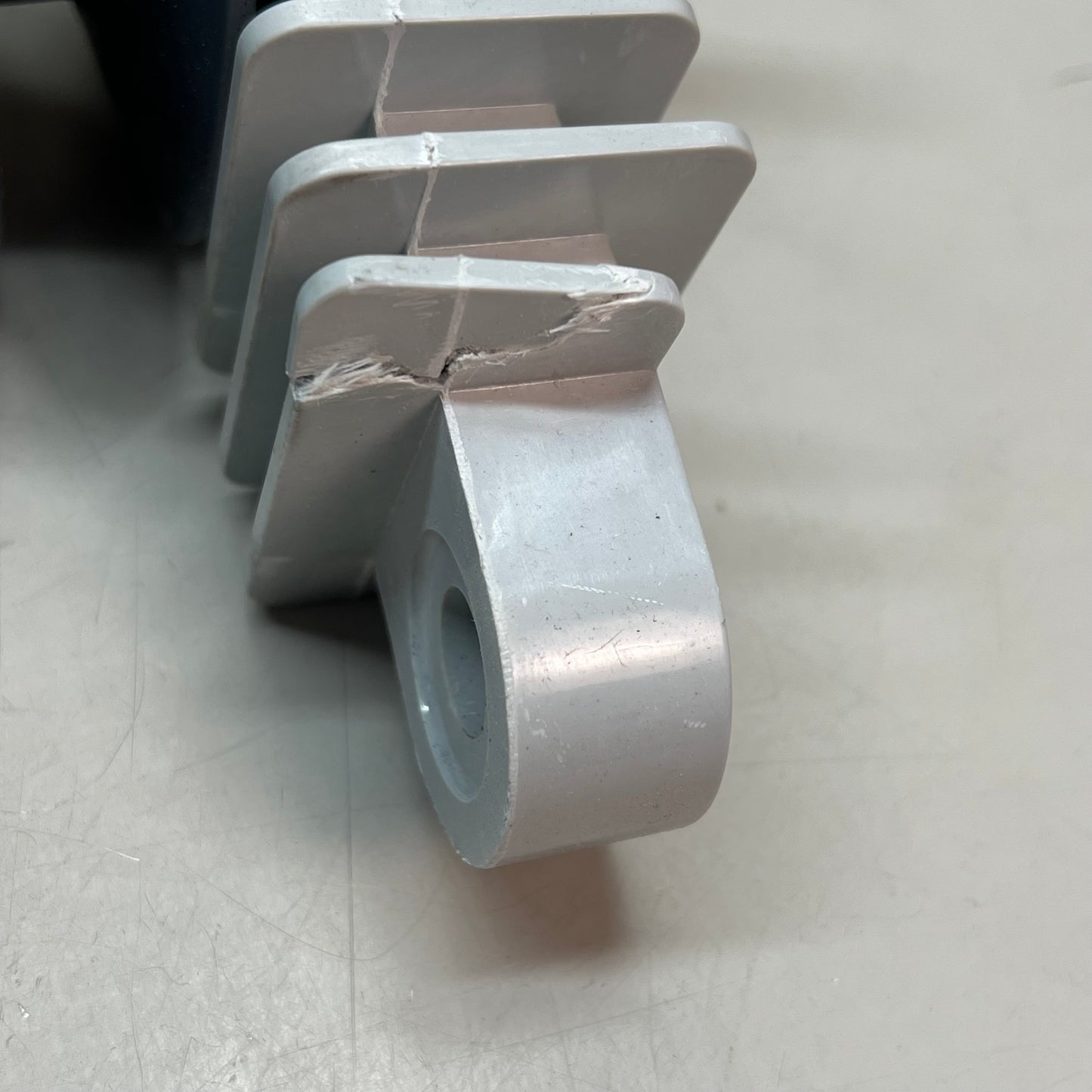 HUBBELL High Quality Optima Arrester 8.4 KV MCOV, 7224 Hardware PDV-100