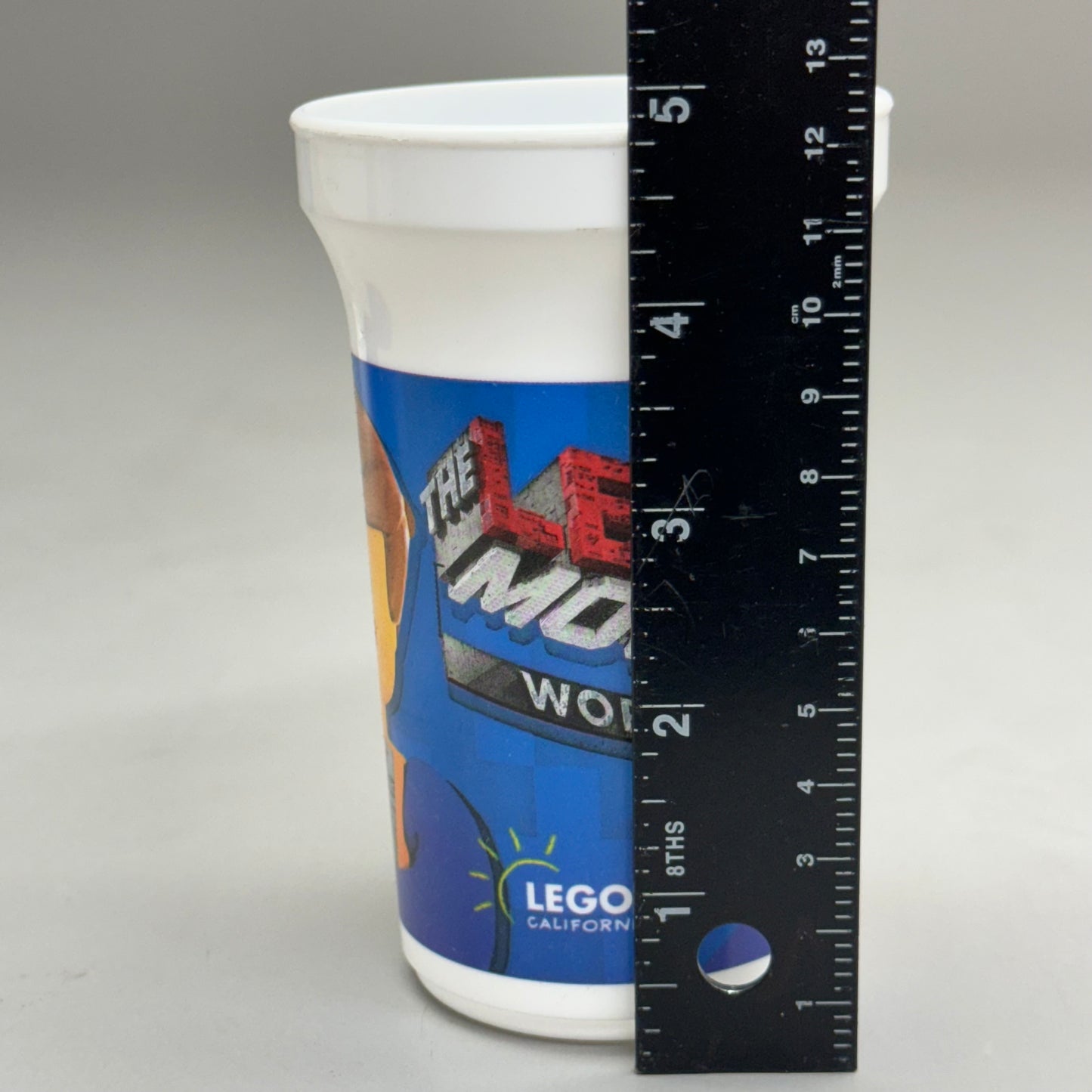 LEGOLAND Lego Movie World (150 PACK) Plastic Cup w/ Lid 12 oz AUTHENTIC! (New)