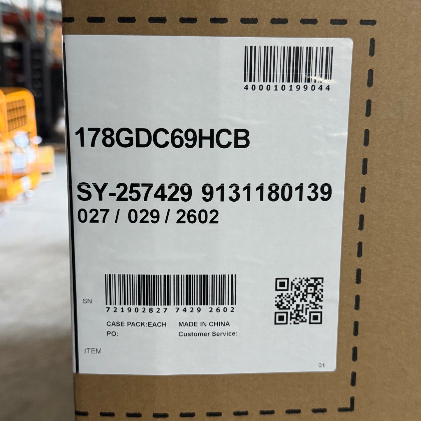 ZA@ Pallet of AVANTCO Merchandiser Refrigerator Sz 30"W x 78"L x 80"H, 178GD69HCB (AS-IS, Damaged)