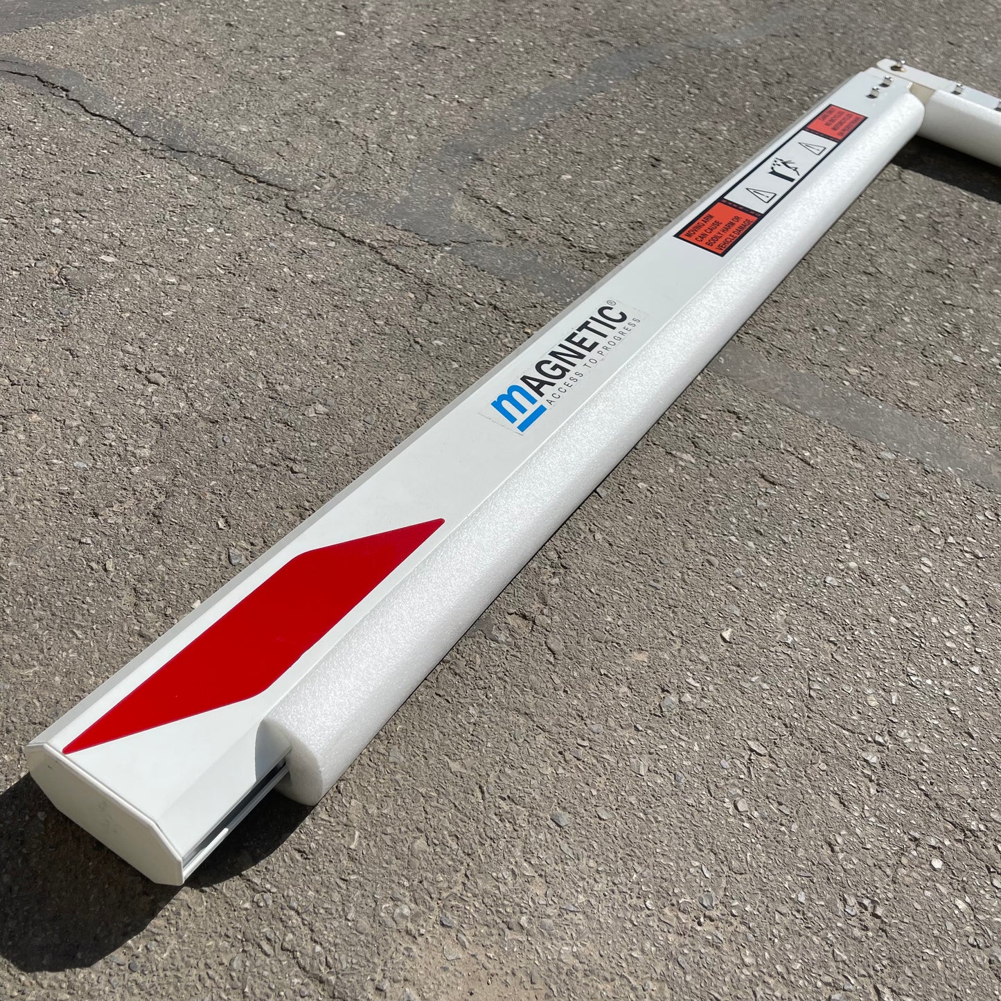 Z@ MAGNETIC AutoControl Barrier (AS-IS)