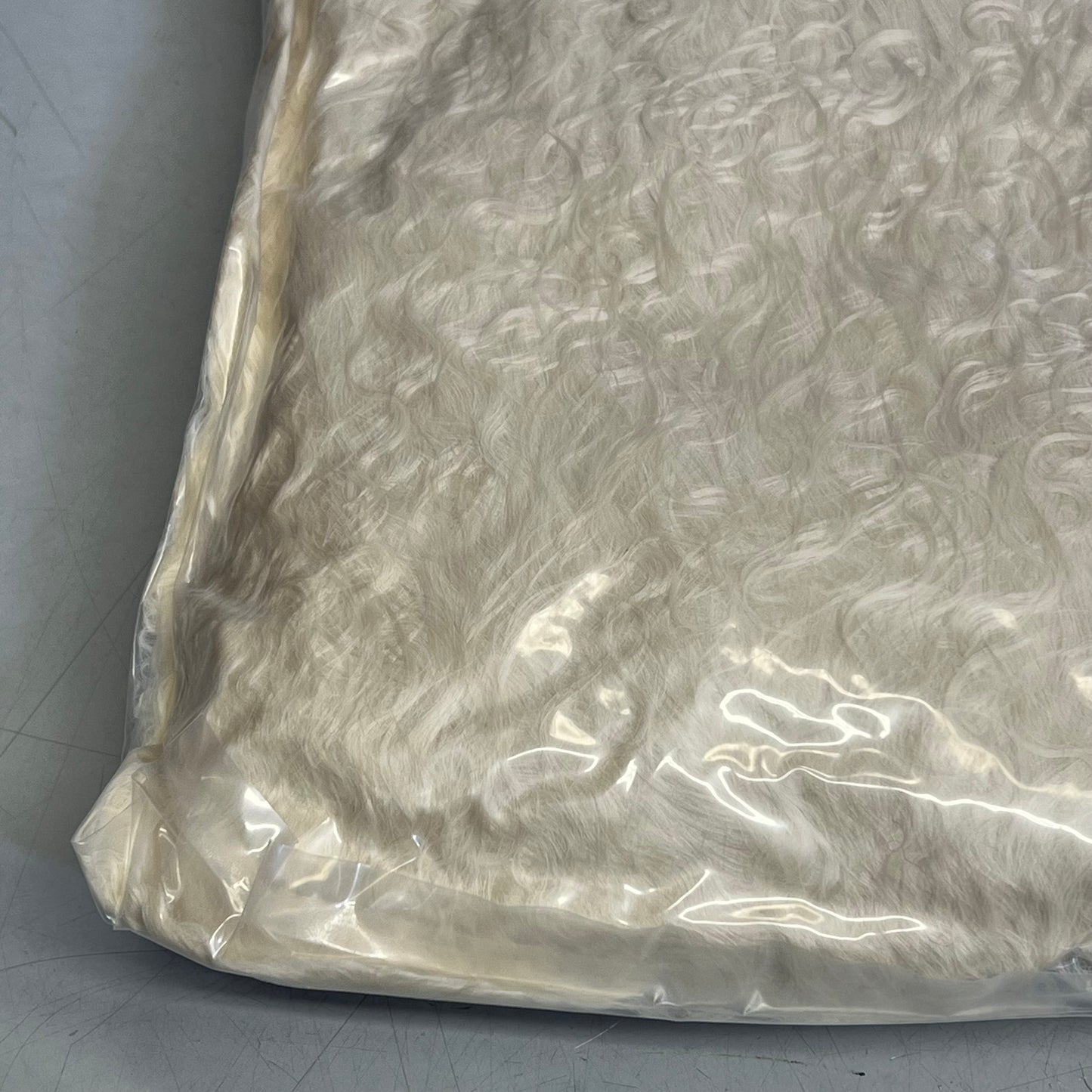 CREATIVE CO-OP (SET OF 2) Mongolian Lamb Fur Pillow 20"x20" Crème DA9512