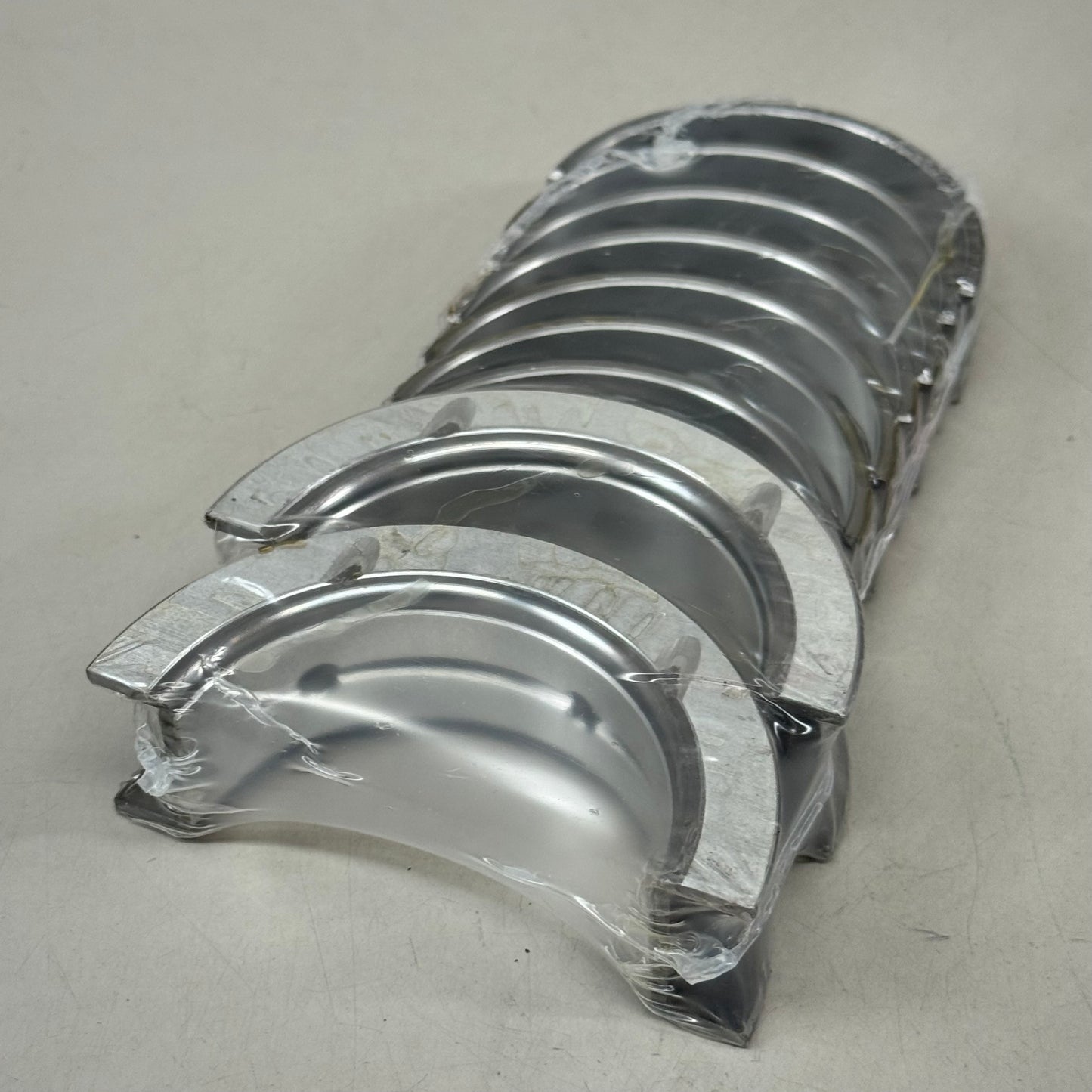 MAHLE (9 Pieces, 1 Box) Main Bearing Set Replacement Part For AMC, Chevy & Pontiac MS-1733A