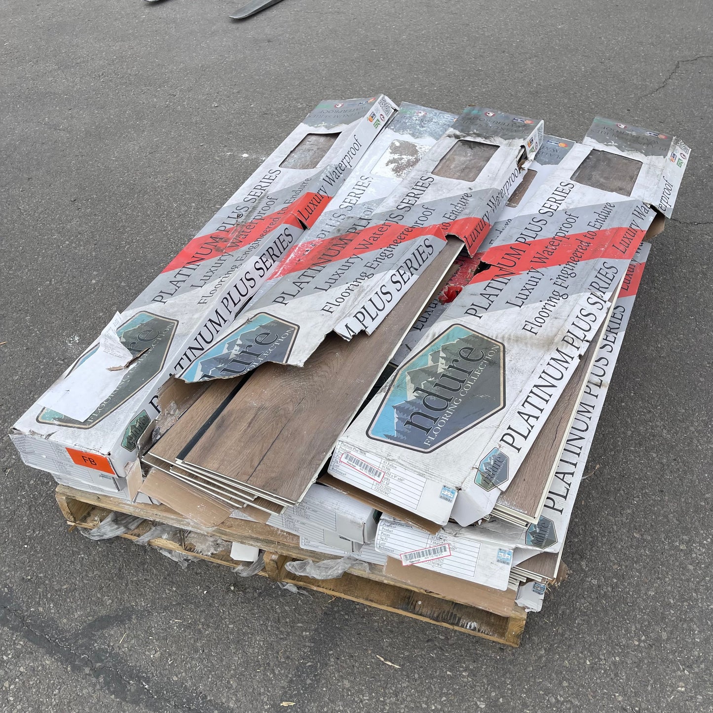 Z@ Pallet of NDURE Flooring Platinum Plus Series 60”x9” planks (AS-IS)
