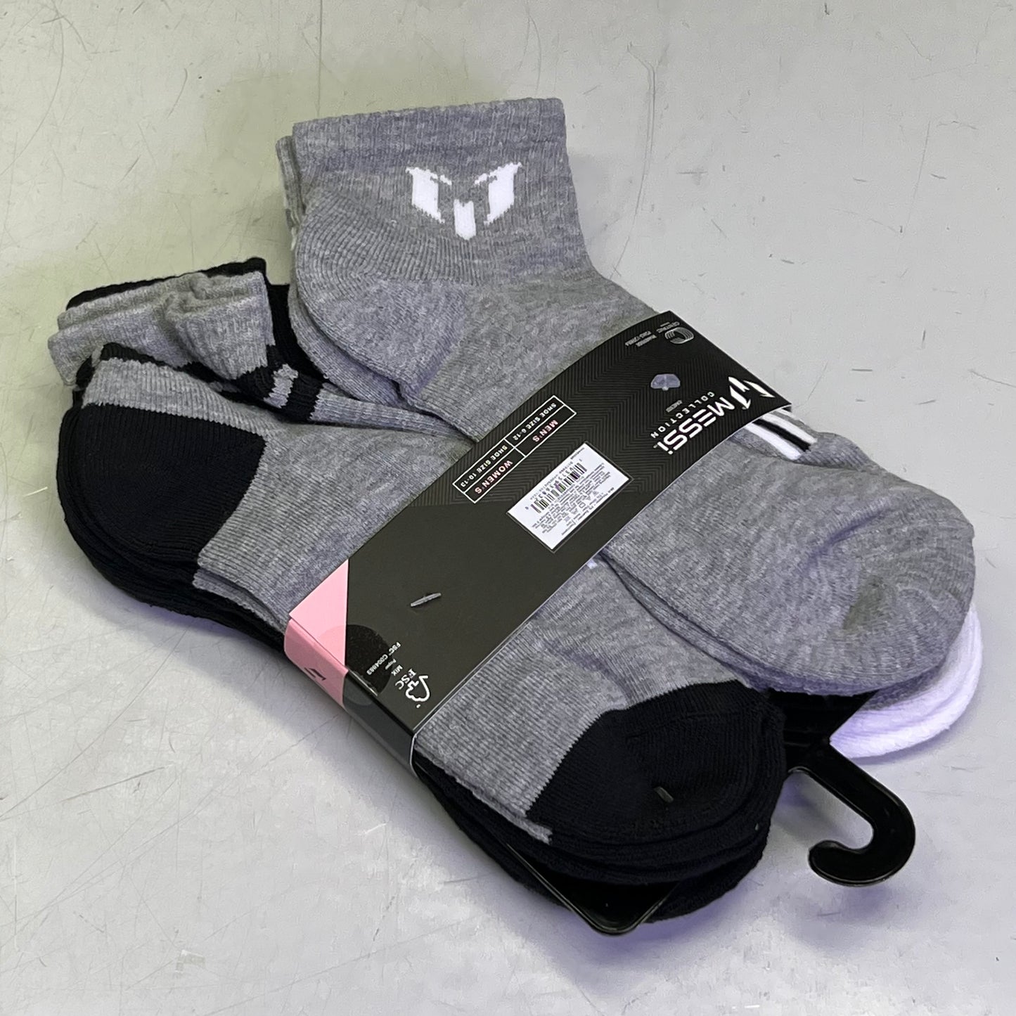 MESSI COLLECTION (6 PAIR) Socks Cushioned Quarters Men's Sz 6-12, Black & White