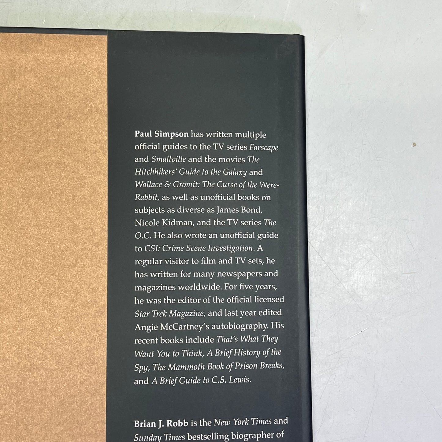 MIDDLE EARTH ENVISIONED The Hobbit & The Lord Of The Rings Hardback Book