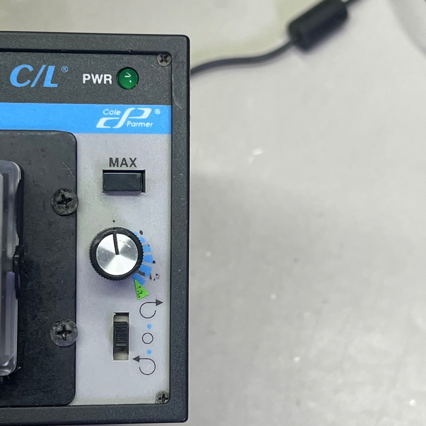 VWR MASTER FLEX C/L Analog Variable-Speed Pump 50-300 RPM Black MFLX77122-24