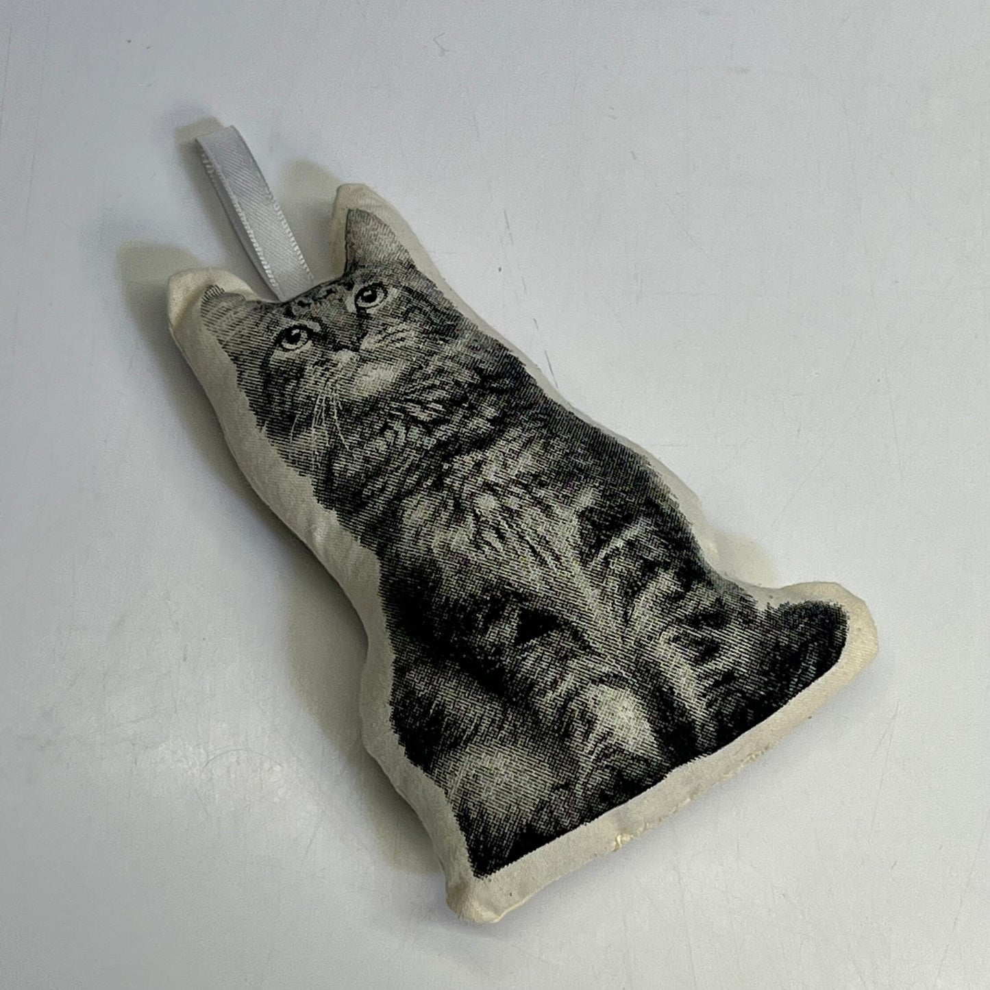 BRODERPRESS (3 PACK) Hand Silkscreened Cat Ornaments 3.5"x5" Black & White