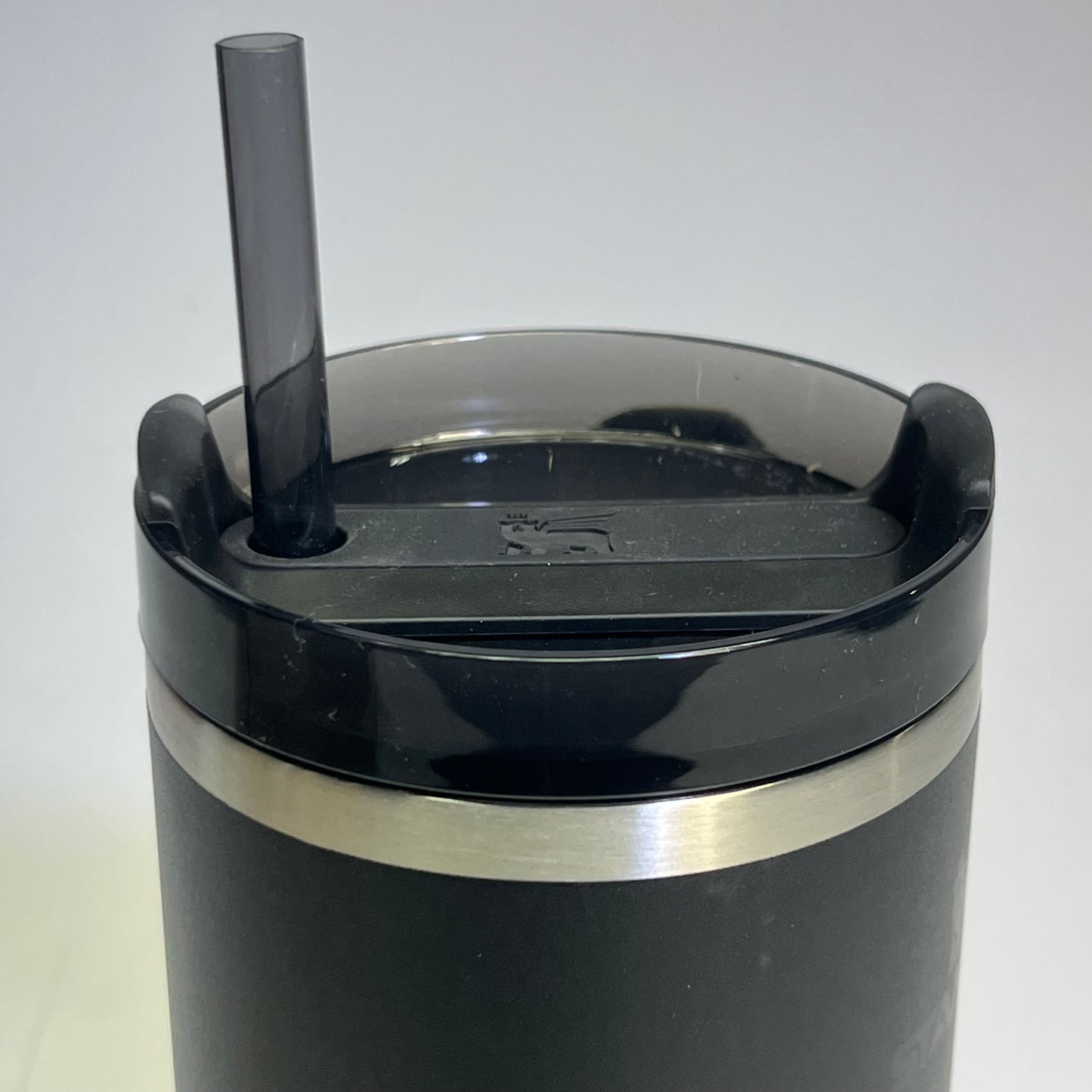 STANLEY Quencher H2.0 Tumbler with Handle and Straw 40 oz. 10-11673-062