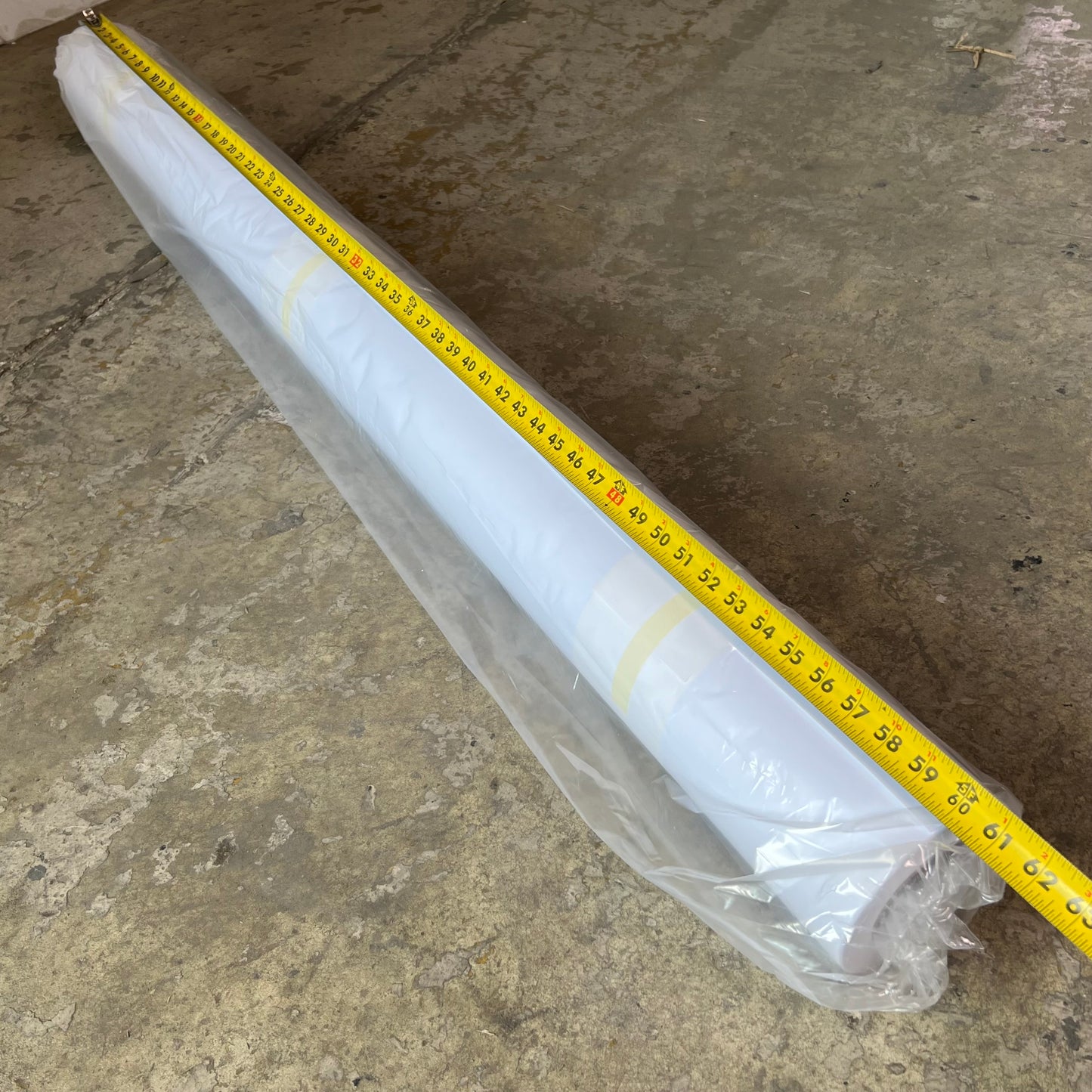 HP Universal Heavyweight Coated Paper, 3-in Core 60in x 200ft White D9R47B