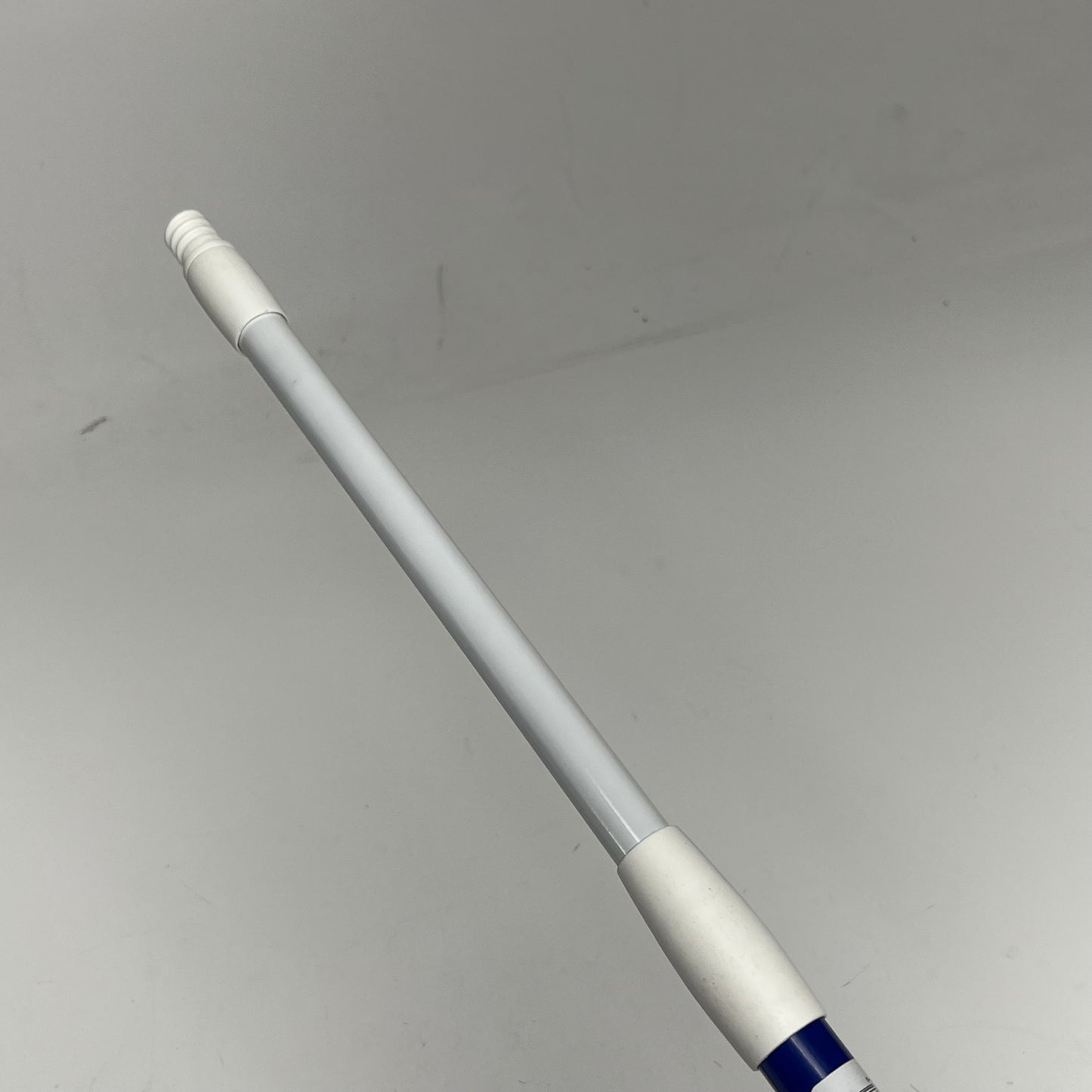 ZA@ CARLISLE (2 PACK) Metal Telescopic Handle for High Access Cleaning 34" Royal Blue 36545000