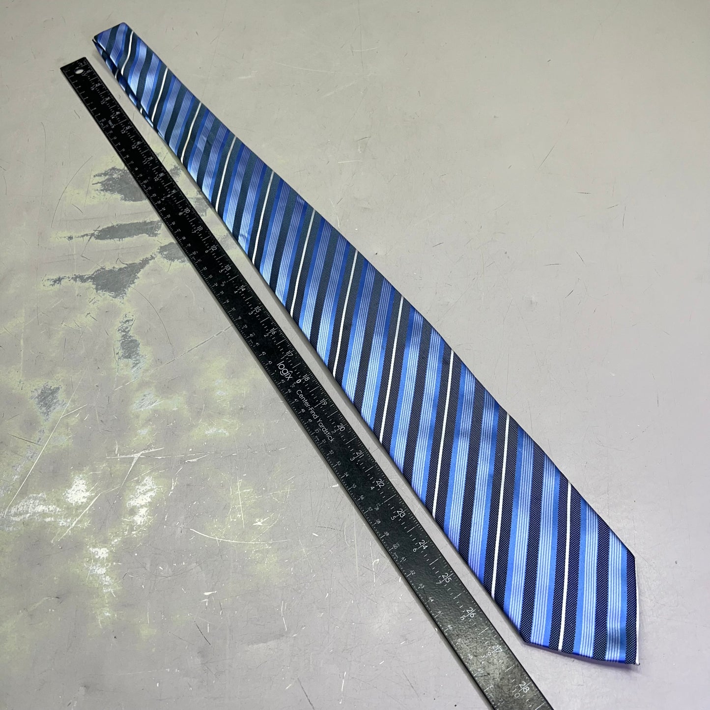 ALEXANDER JULIAN COLOURS Slanted Formal Pattern Tie 60" Blue/White (Pre-Owned)