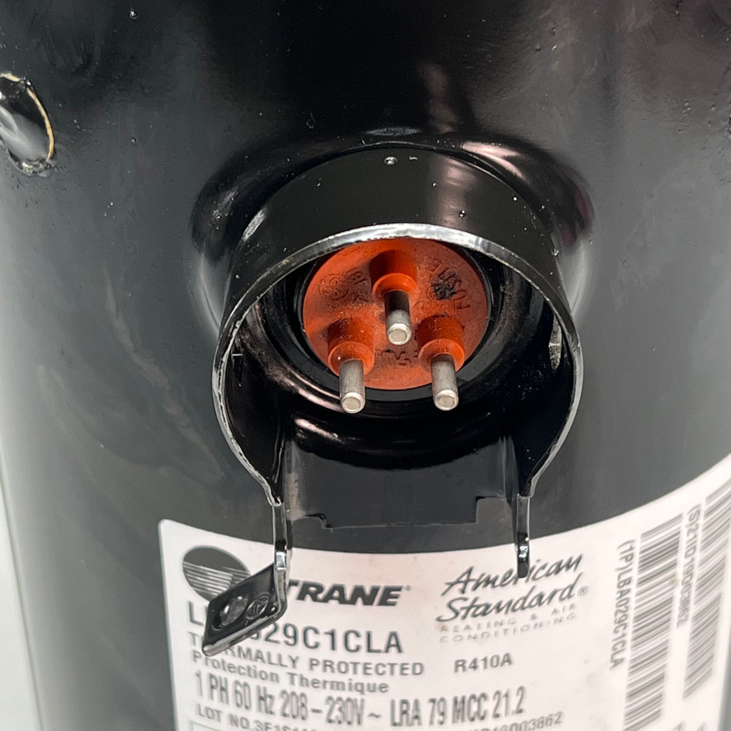 TRANE 2.5 Ton Compressor For Use W/ R410A Refrigerant 230 V COM11967 (As-is)