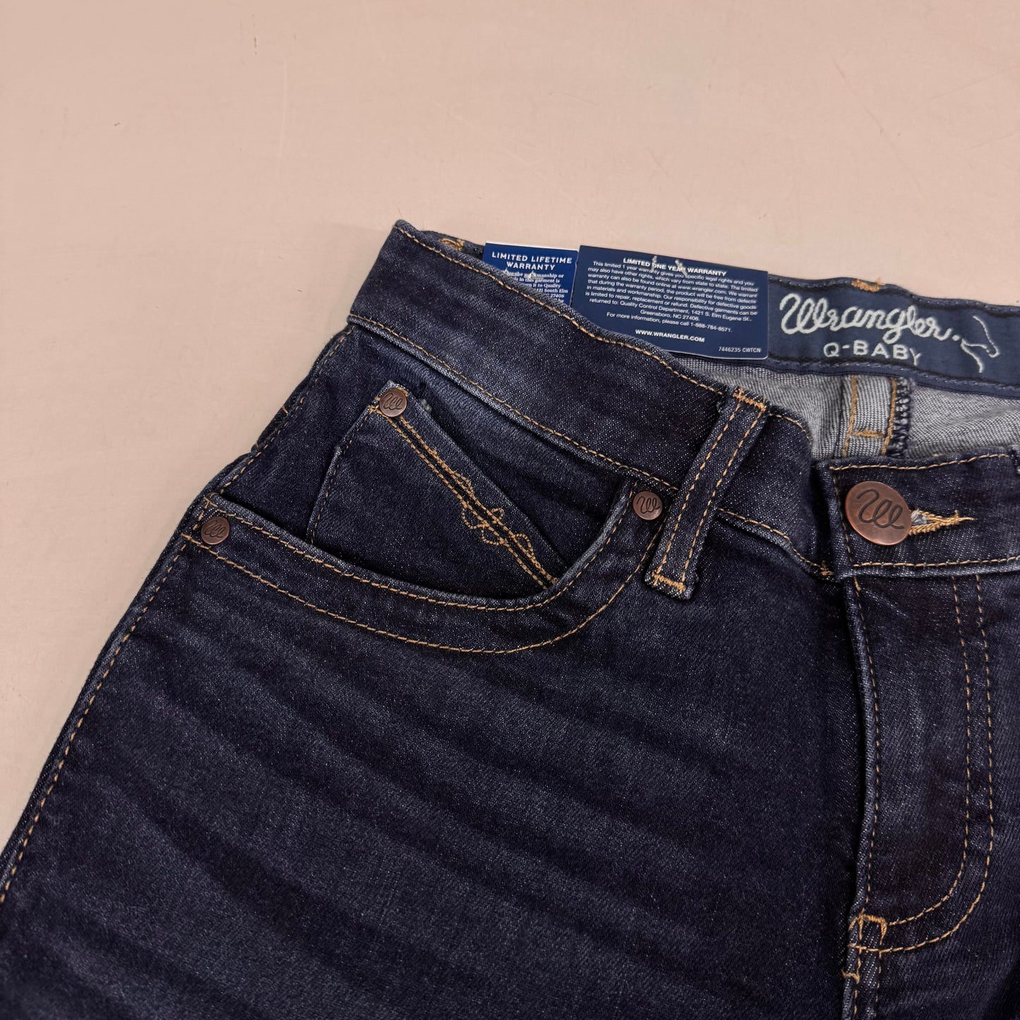 WRANGLER The Ultimate Riding Jean Q-Baby Mid-Rise 26/1 x 32 Avery 10WRQ20VA