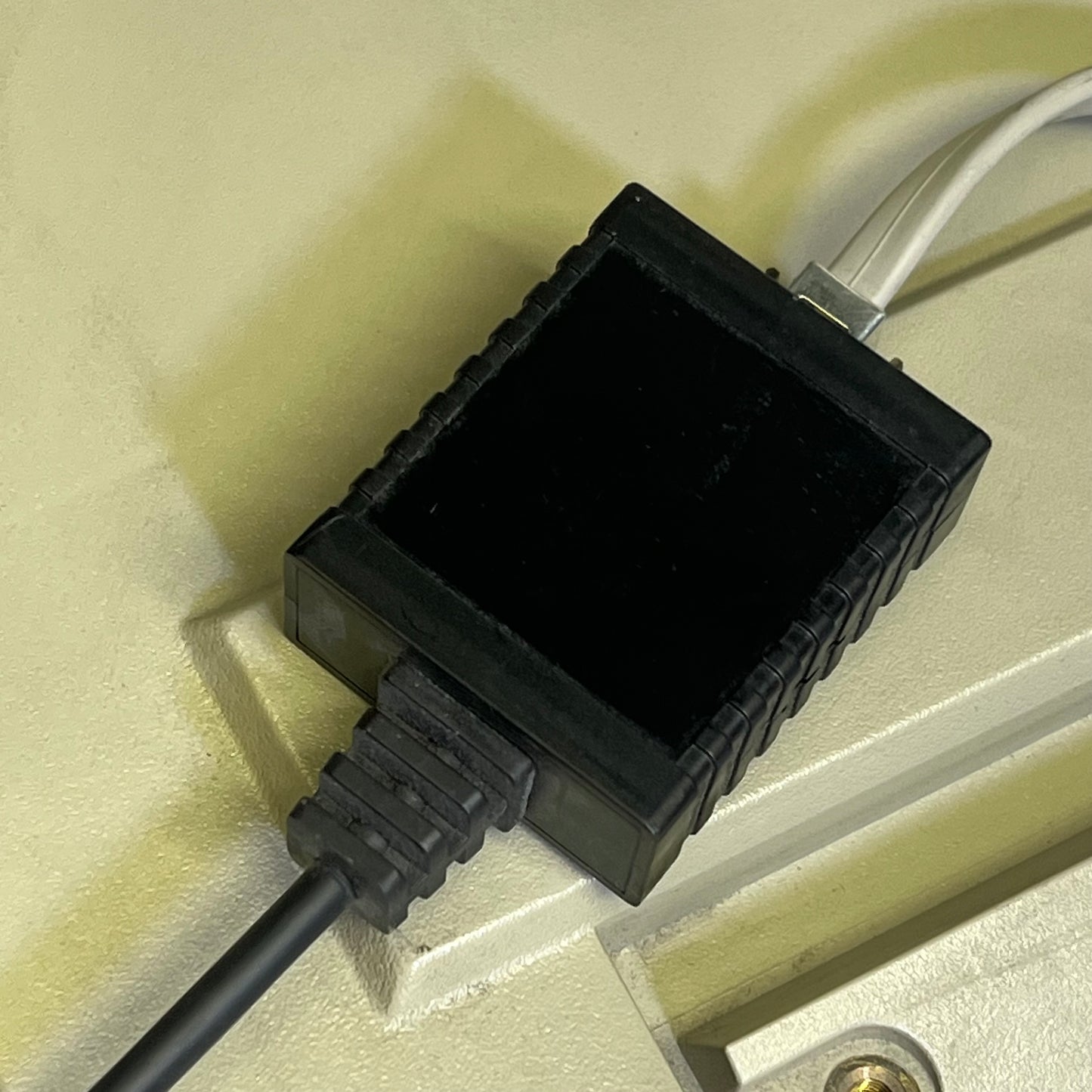 ZA@ IBM Cash Till Pop Drawer 20"x19"x4" Tan (Pre-Owned)