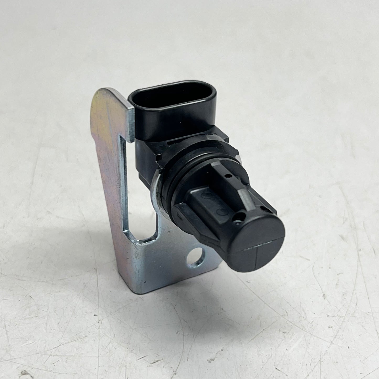 GM Genuine Parts Engine Camshaft Position Sensor Female Connector  12575483