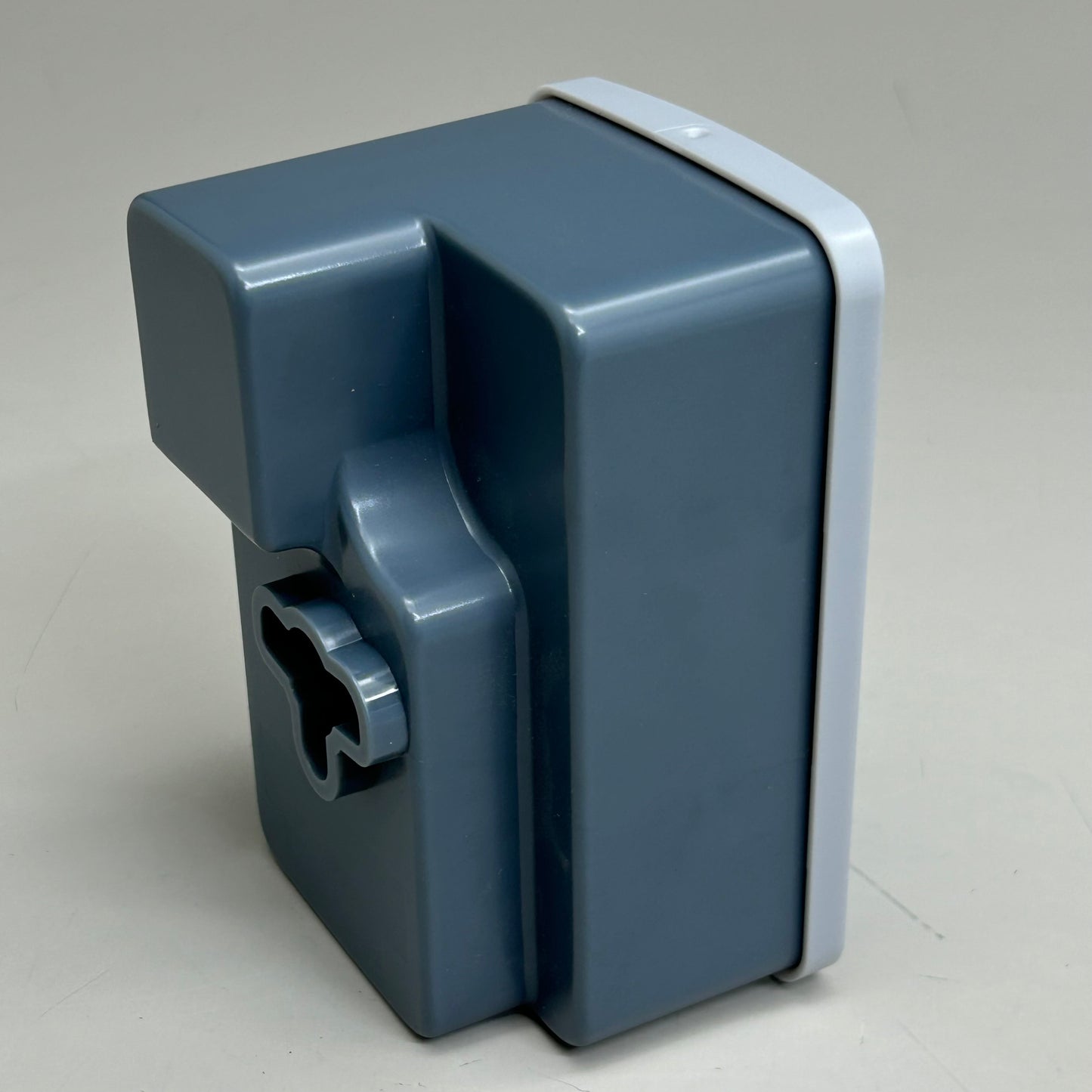 ZA@ Pallet of (Apprx 770+) AQUASENSE Outdoor Smart Valve Enclosure (Only) Replacement Part Grey & Grey Blue