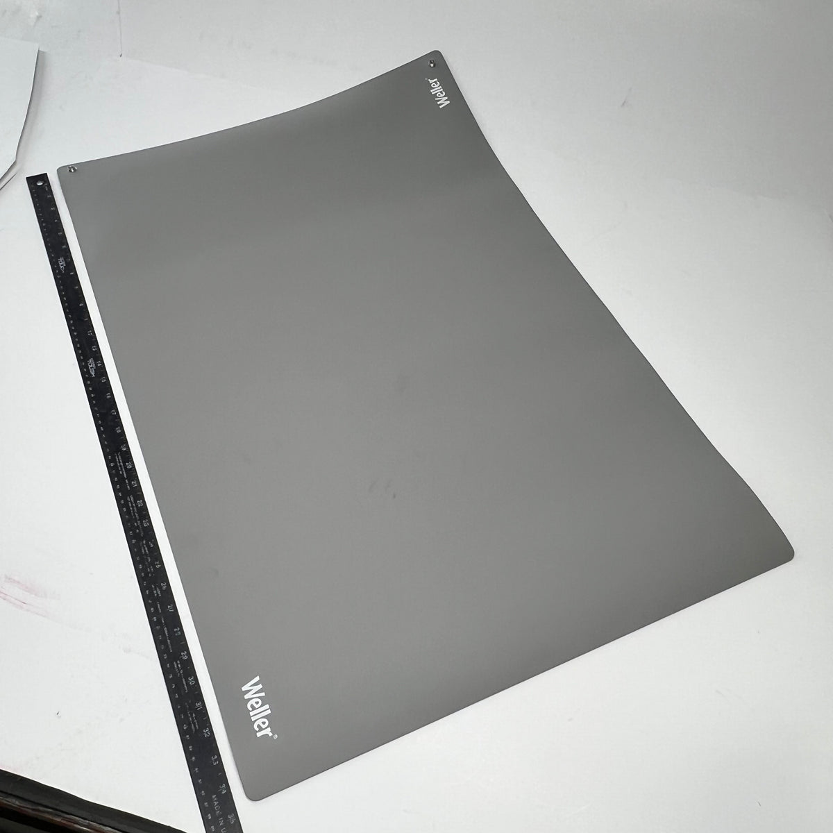 WELLER  Anti-static Esd Soldering Mat 1/16" x 35-7/16"x 23-5/8" Grey T0051403599