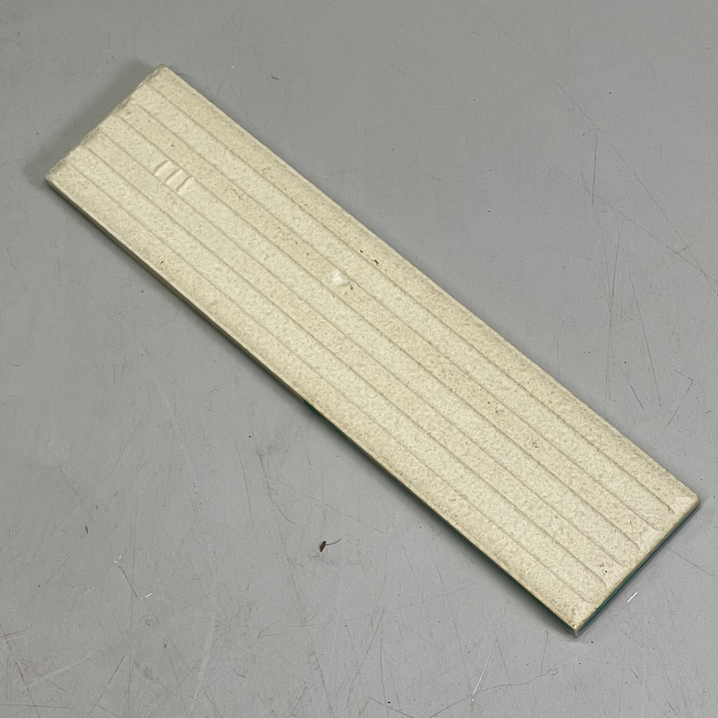 LILI (45 Tiles) Lotus Leaf Glaze Tile 2" x 8" Green G-LLF-28-45