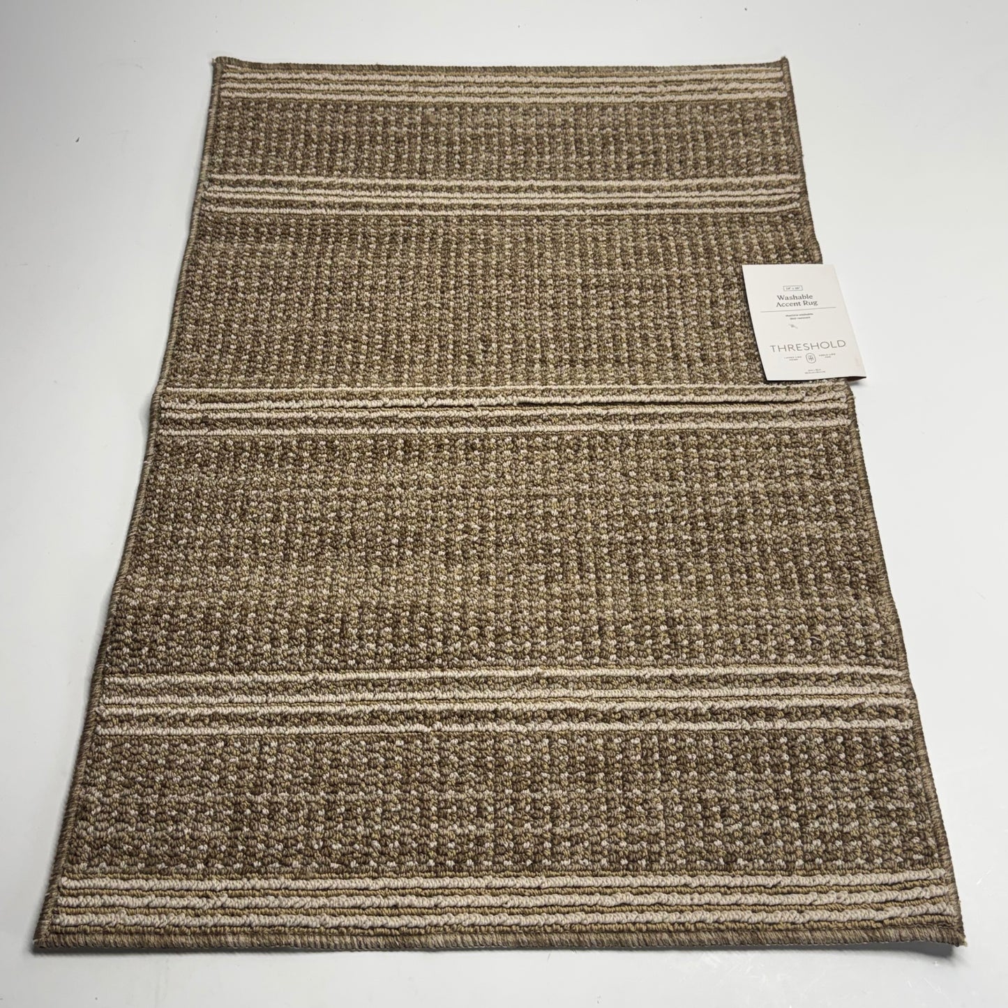 THRESHOLD Washable Tufted Accent Rug Sz 24" x 36" Light Brown