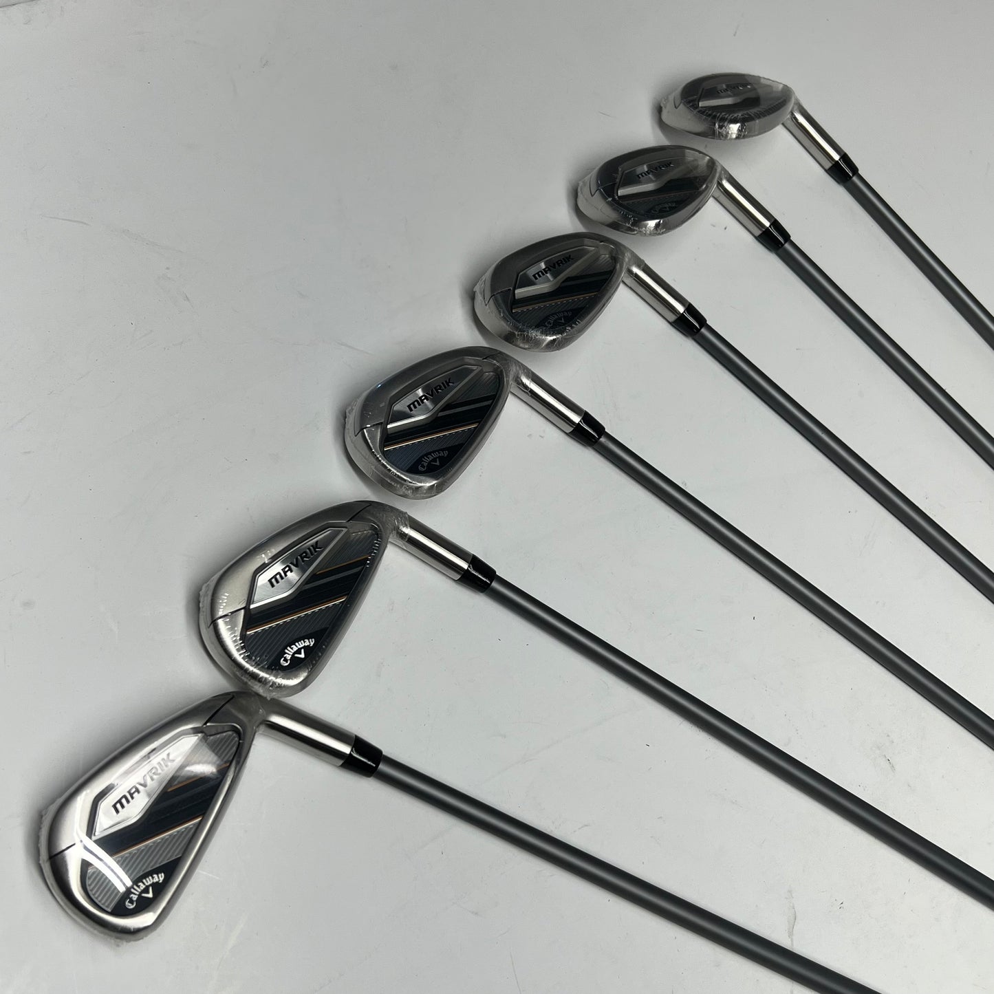 CALLAWAY (SET OF 6) Catalyst 65 5.5 Shaft & Grip W/ Maverick Irons 6,7,8,9,P & A