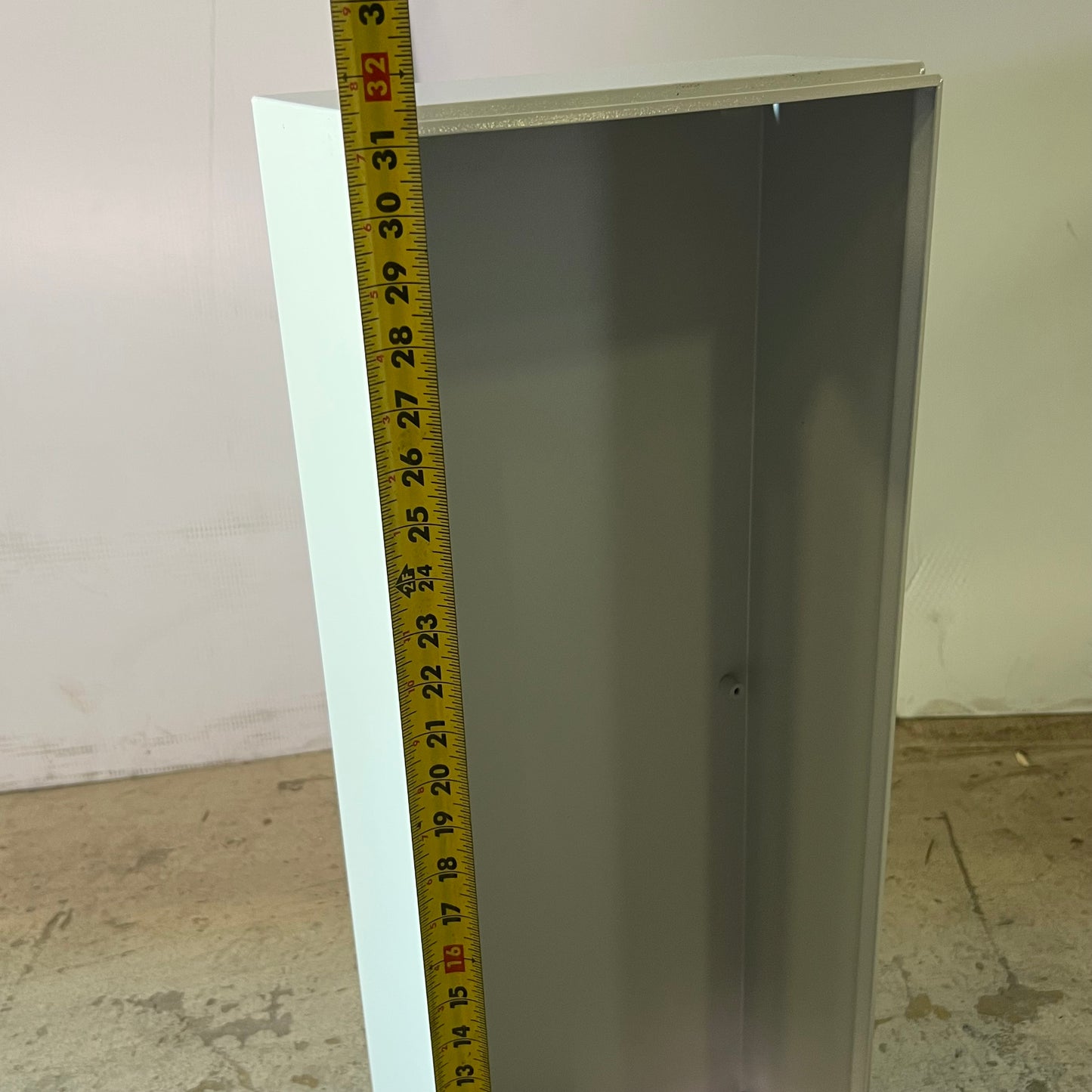 RITTAL Bus Enclosure Sz 12” L x 6” W x 31” H, White KX1613.000