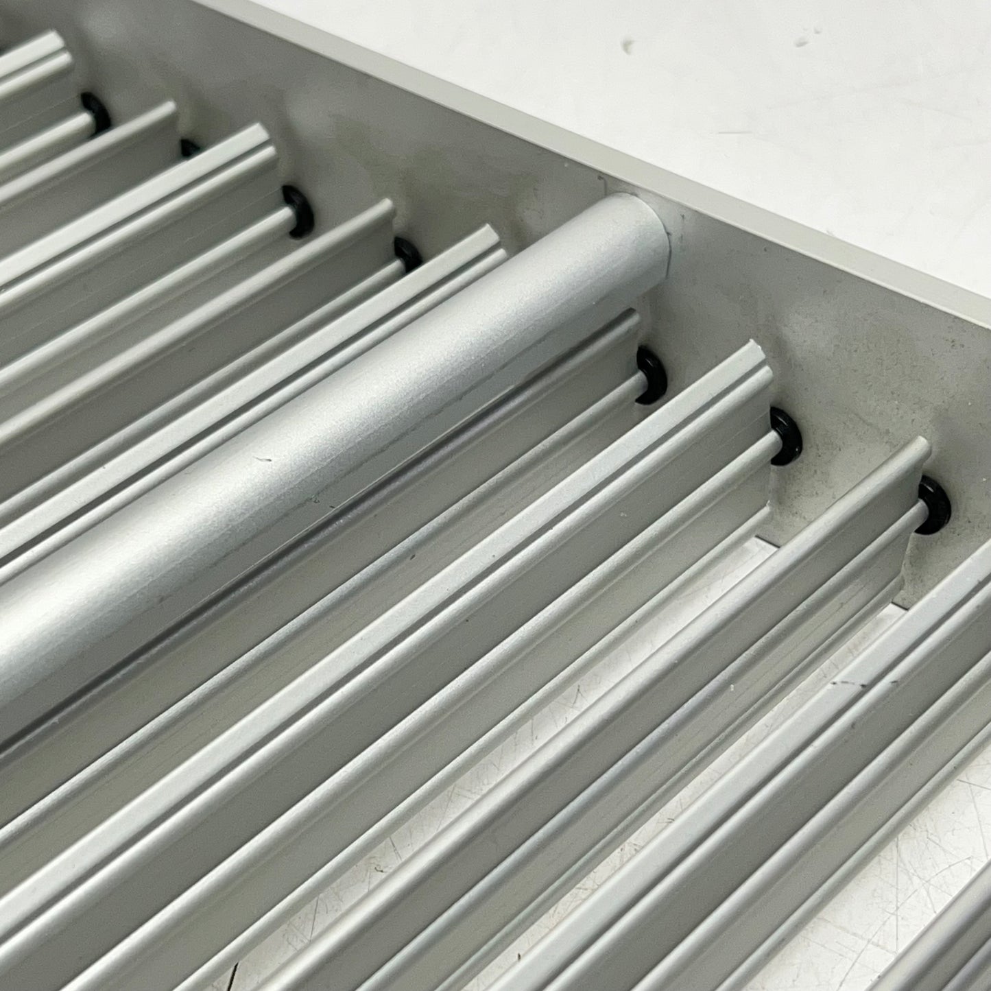 CARRIER Slip-in Bottom Mount Zone Damper 12" x 18" Silver DAMPSLB12X18-B