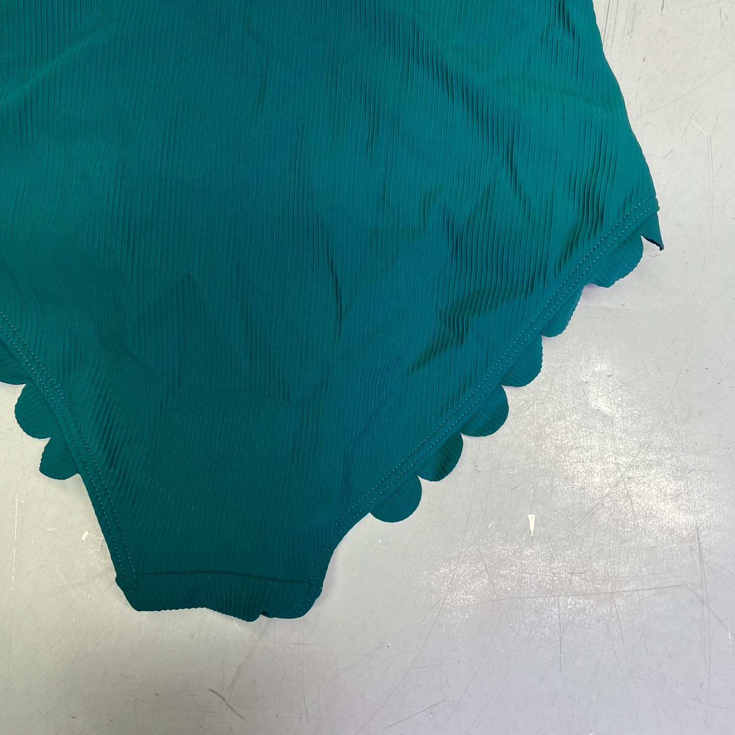 CHARMO Asymmetrical Retro Ribbed Moderate One Piece Swimwear Wmn Sz M Blue/Green