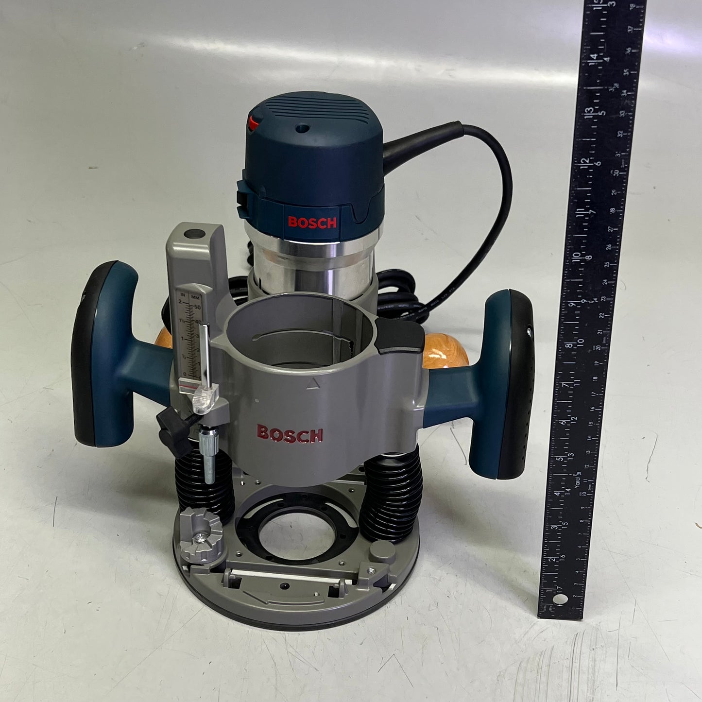 BOSCH Router Combo Pack W/ Hard Case 12 Amp 2-1/4 Horse Power 1617EVSPK