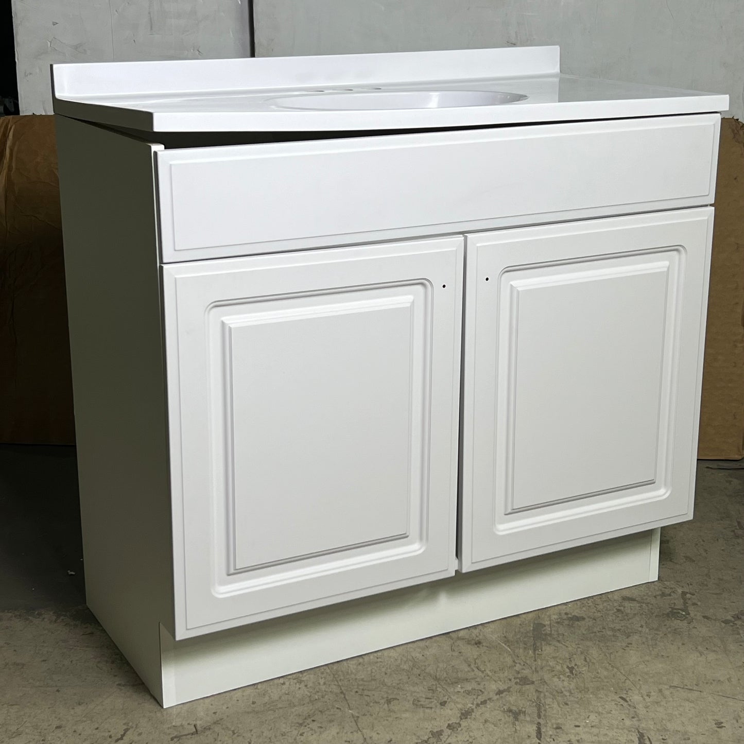 ZA@ ZENNA HOME Single White Vanity & Sini Top RBC30WW Sz 33”Hx36”Lx18”W (AS-IS, A Little Damage)