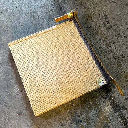 SWINQLINE Classiccut 24" Guillotine Trimmer - Wood 1162A