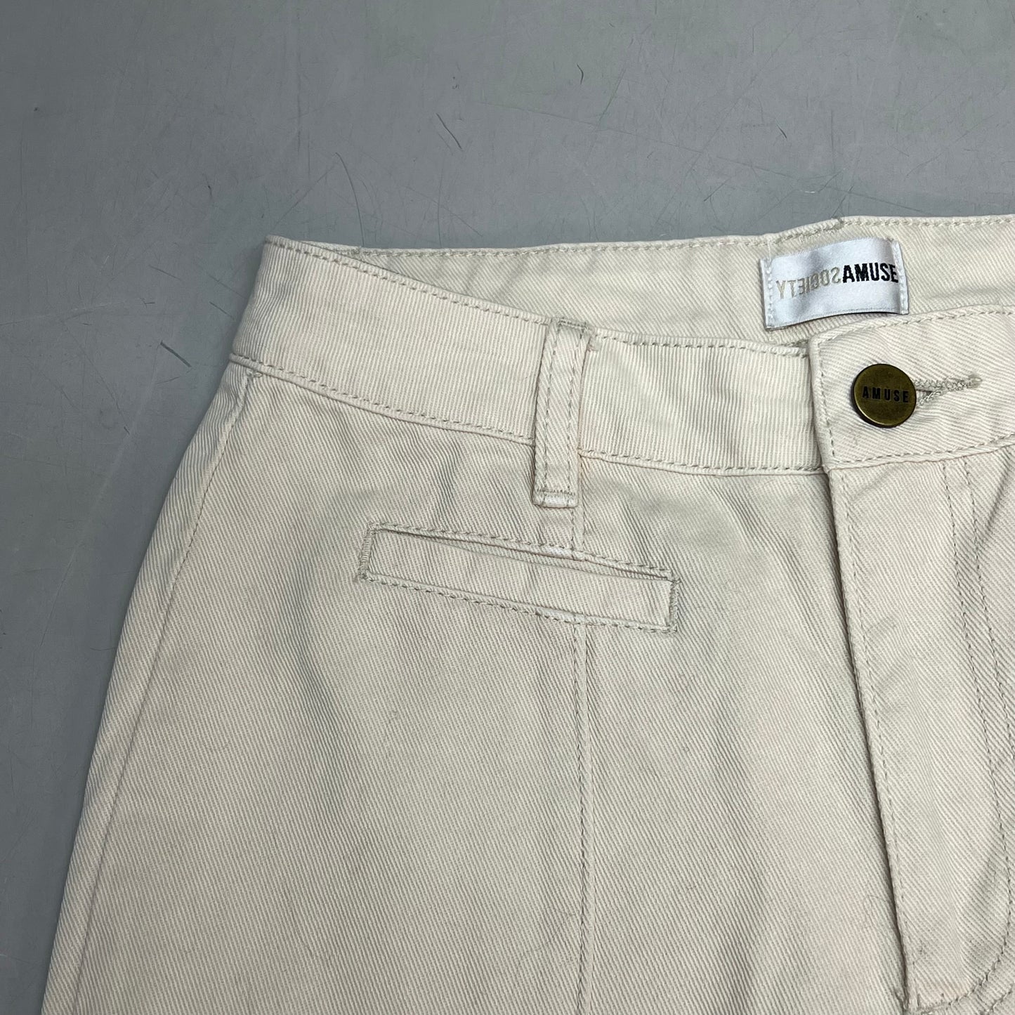 AMUSE SOCIETY Flying High Jeans Flared Leg Women's Sz 26 Banana A301FLY