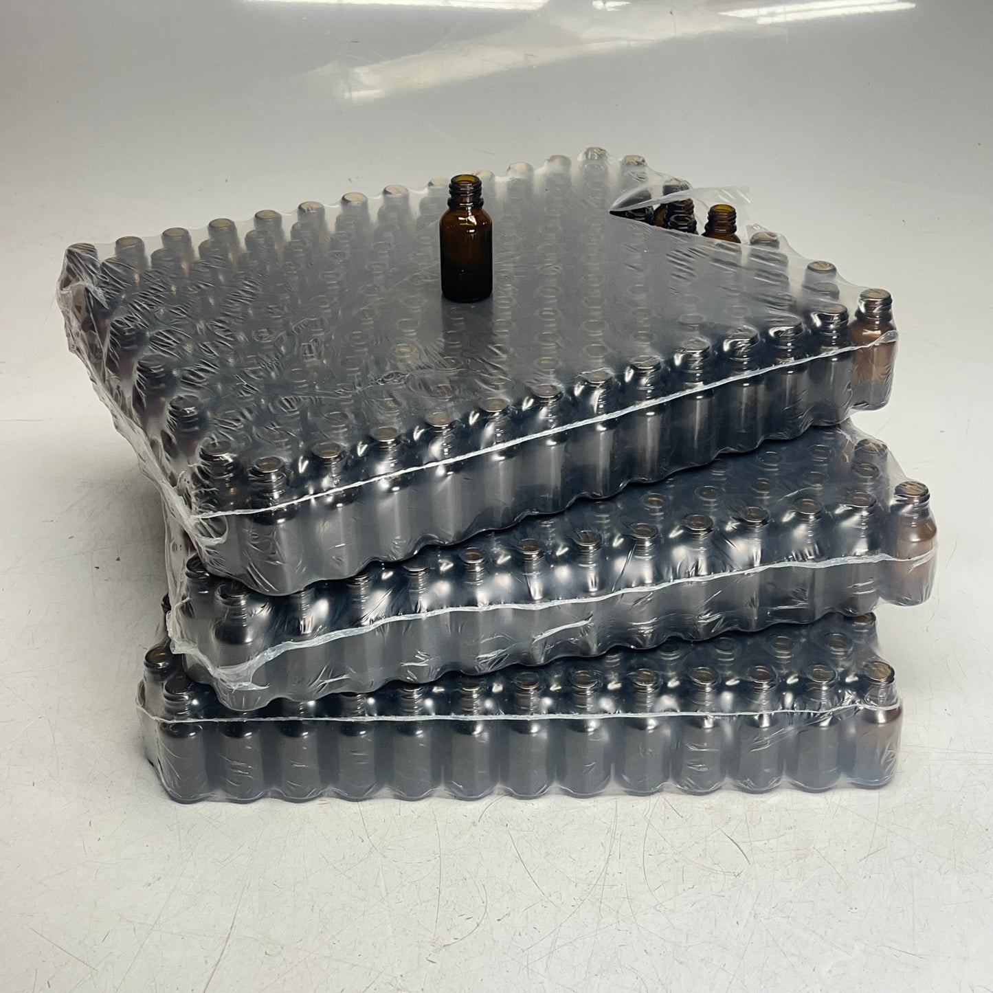 ZA@ P & P INTERNATIONAL (468 PACK) Glass Bottles (NO LIDS) 13ml 18/415 Mouth Amber