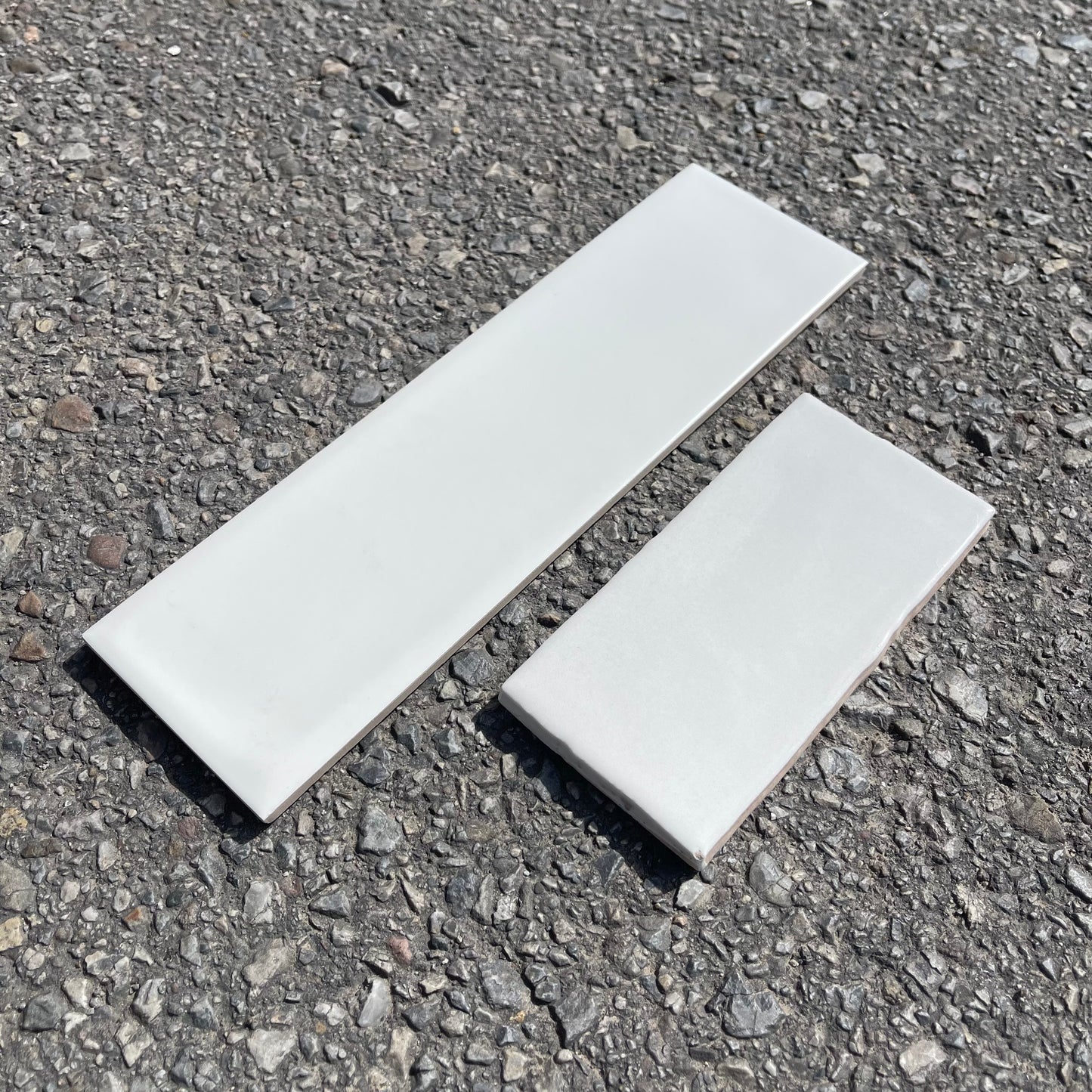ZA@ Pallet of PORTOBELLO Parede Wall Tiles, White 5”x2.5” & 9.75”x2.75” (AS-IS)