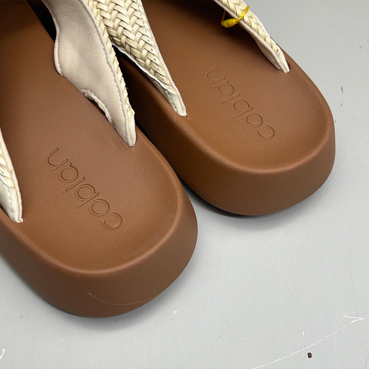 COBIAN Palmilla Braided Synthetic Leather Strap Women's Sz 6 EU 35.5 Cream PAL25-110-6