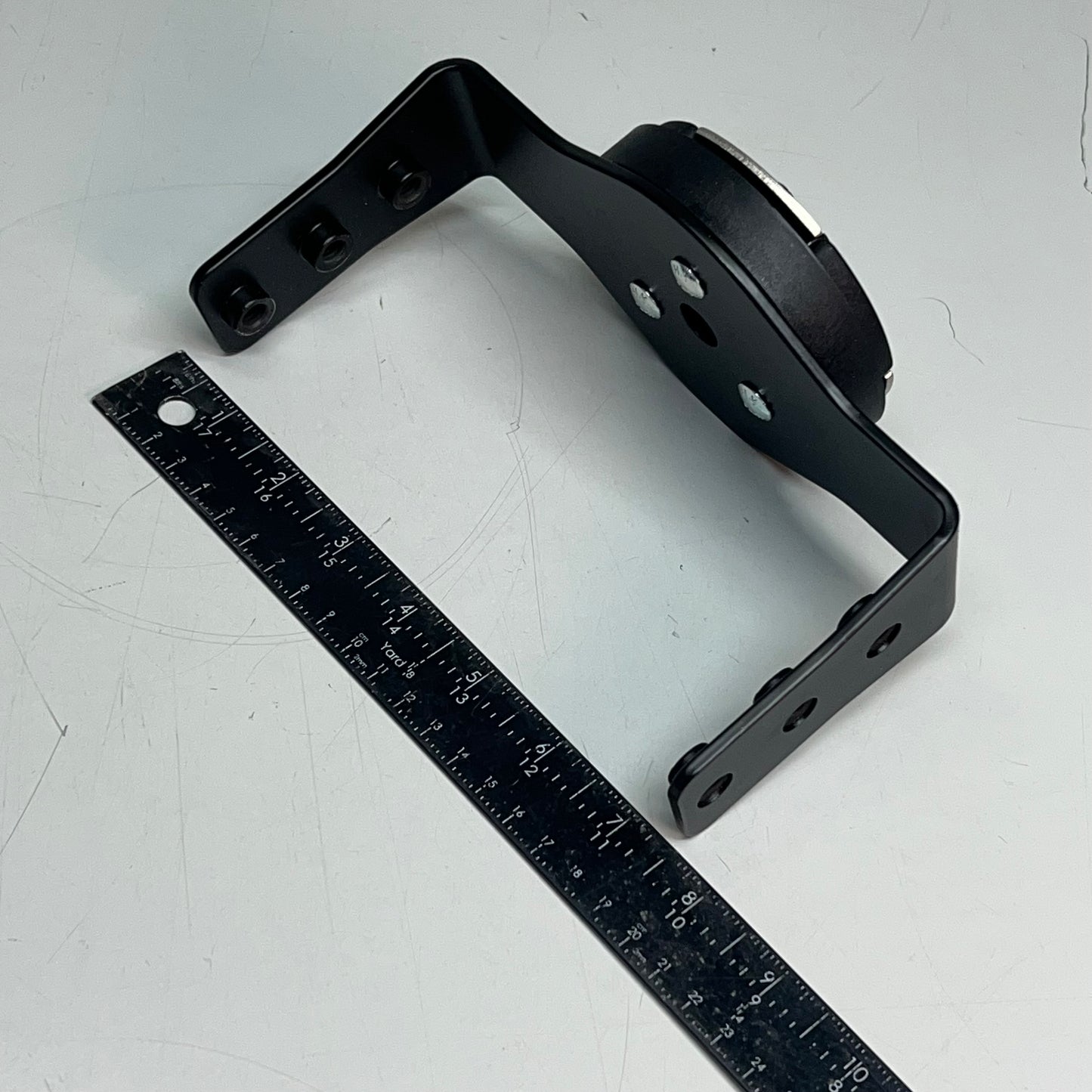 APERIA Flow Below Latches Axle Kit Cyclone W/ Hardware Black/Chrome AK-500FB