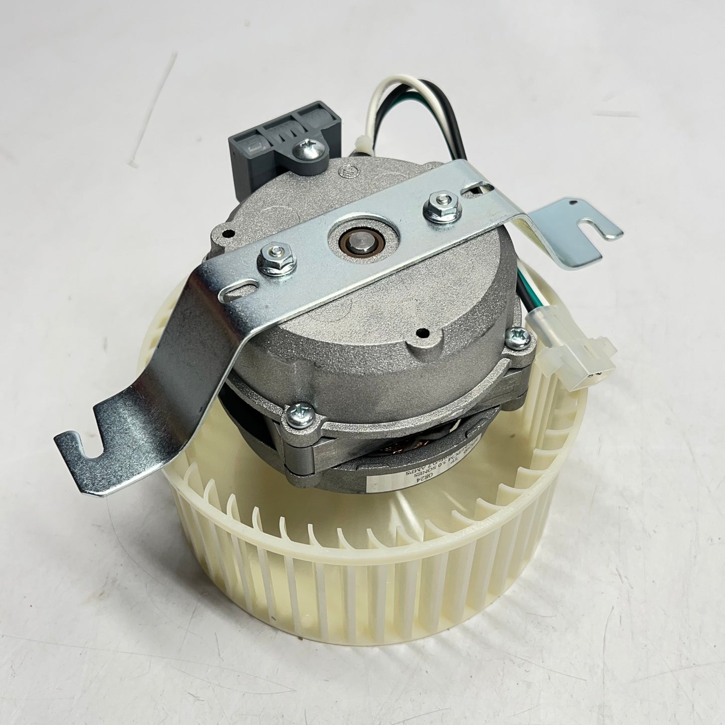 AIR KING Contractor Pack Motor Blade & Grill 90 CFM 25 Sones White BFQ90MBG