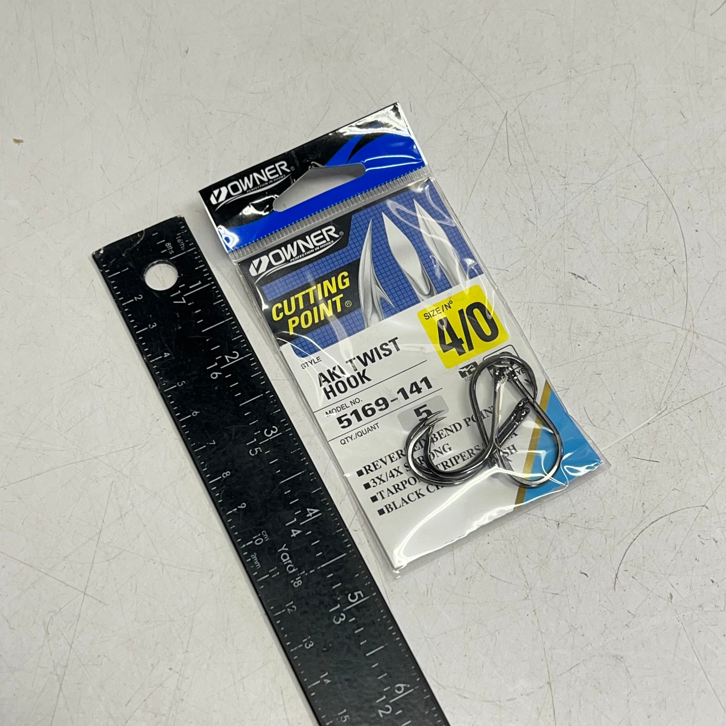 OWNER (3 PACK, 5 EACH) Aki Twist Straight Eye 4/0 Black Chrome Finish 5169-141