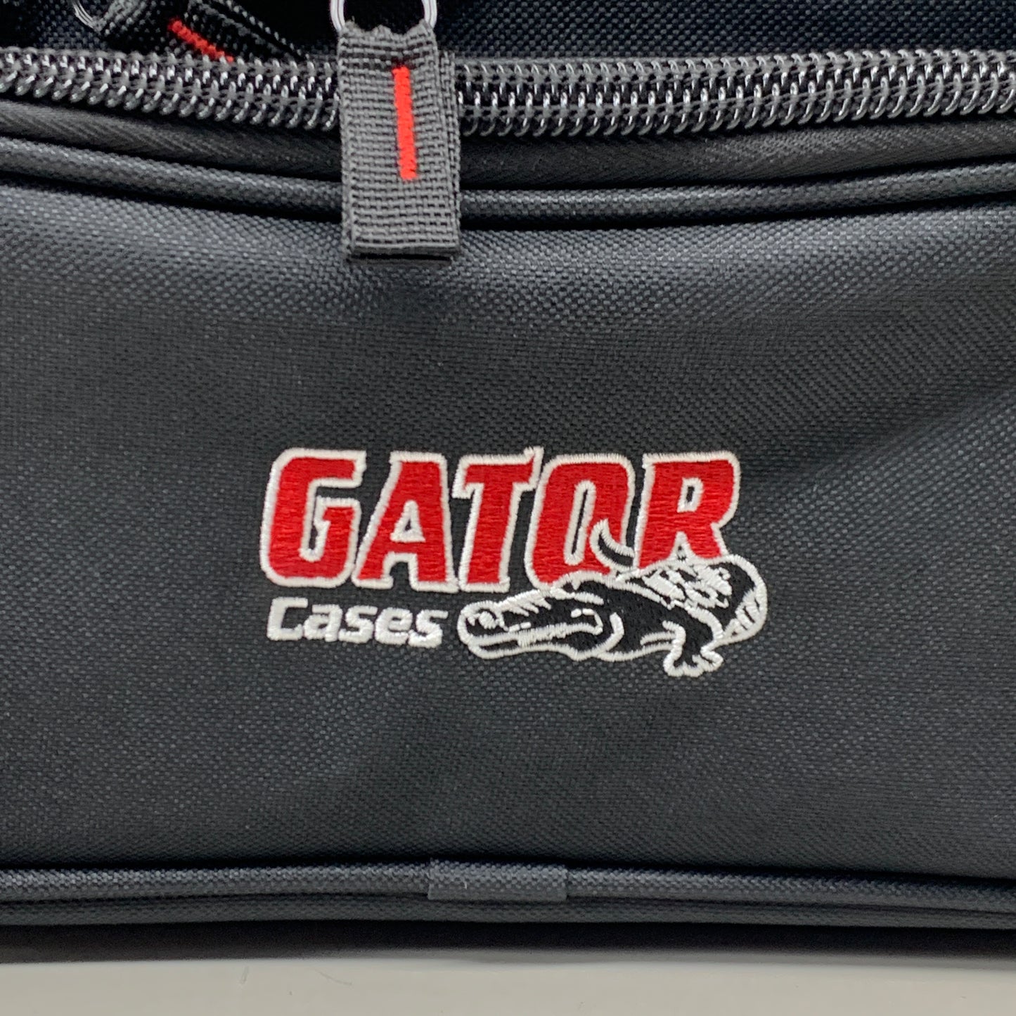 GATOR Padded Bag for Up to 12 Mics w/ Exterior Pockets for Cables GM-12B