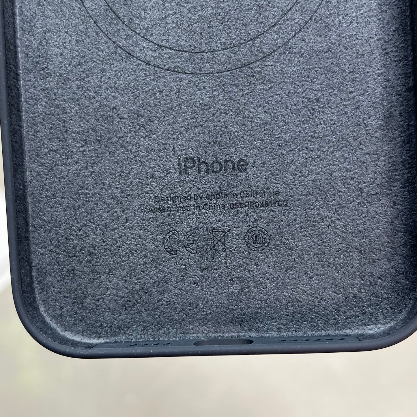 APPLE iPhone 14 Plus Silicone Case w/ MagSafe Midnight MPT33ZM/A (Return)