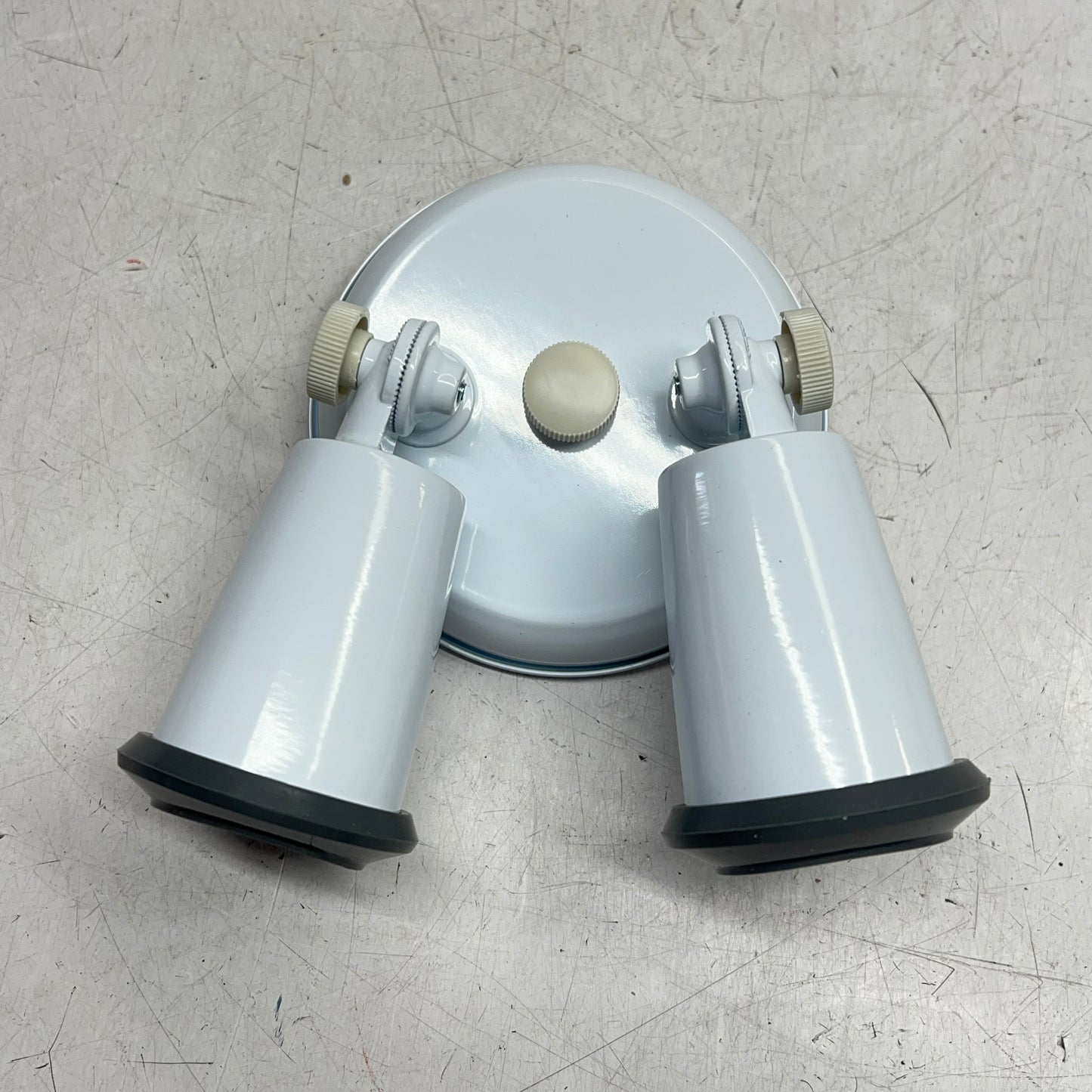 NUVO LIGHTING Flood Light Exterior Par38 Holder & Adjustable Swivel White 76-684