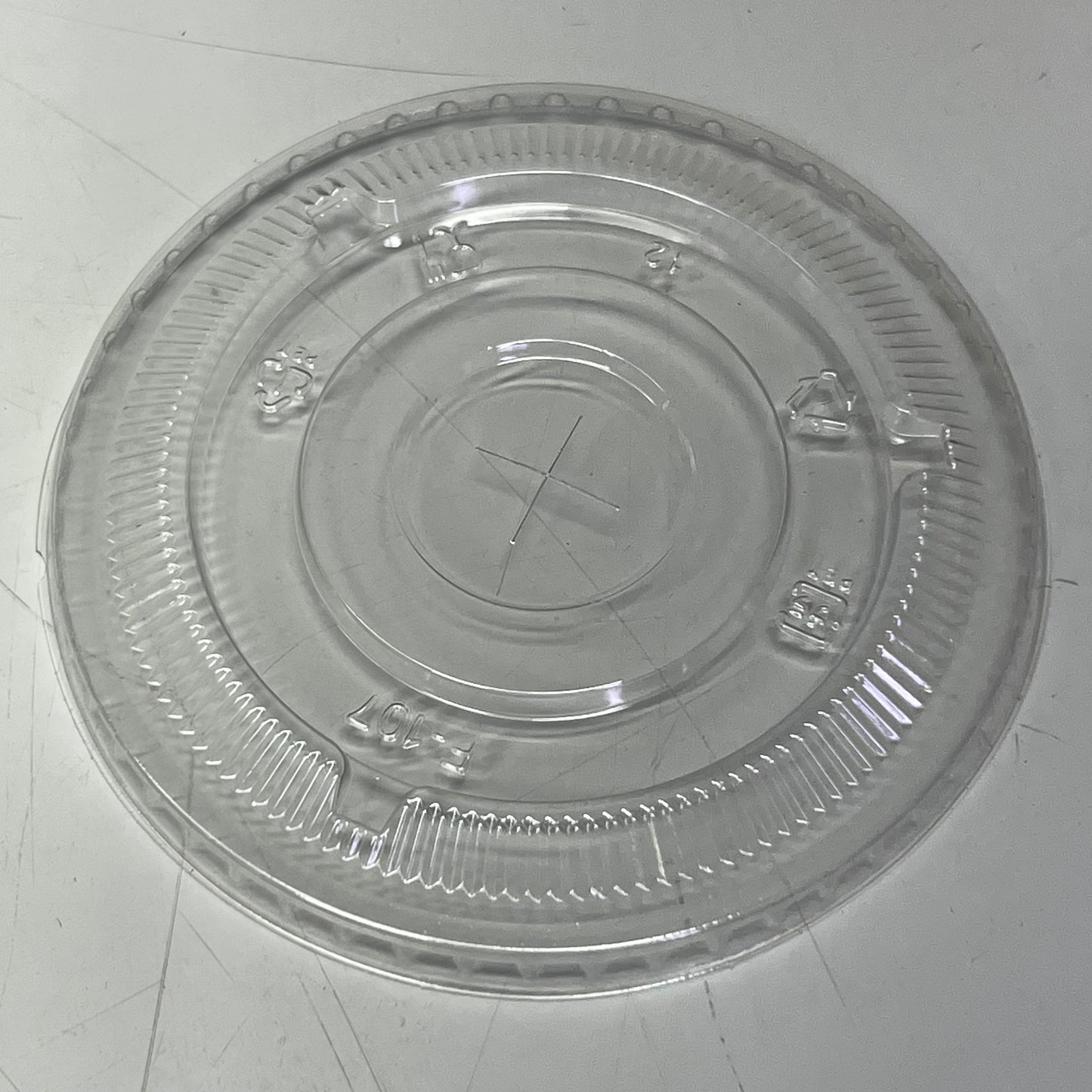SOLEX (500 LIDS) Flat Straw Slot Lid 32 oz 012294