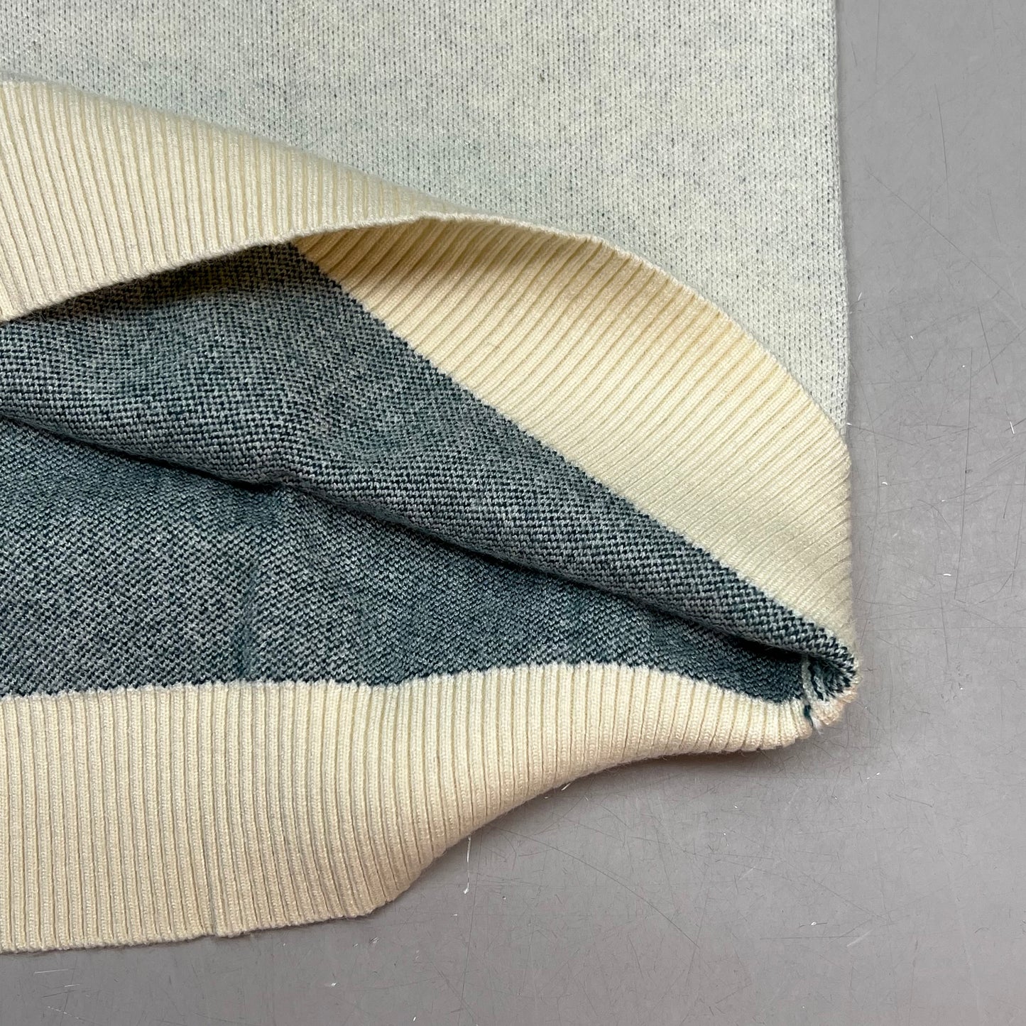 CPG CODEGRAPHY WORLDWIDE Sweater Women's Sz L Green/Crème WCPG-SWTR-NTRL-2022-3