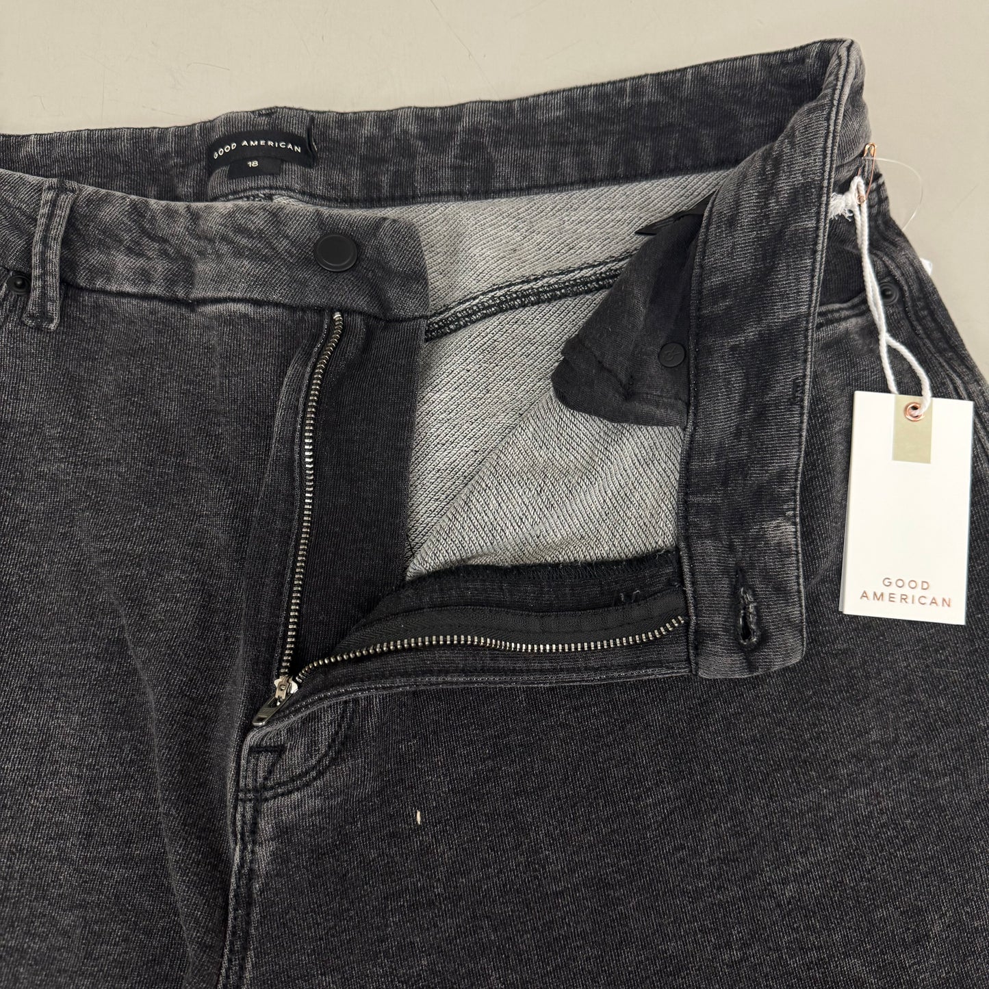 GOOD AMERICAN Jeanius Good Skate Jeans Women's Sz 18 Black GS0409BVN