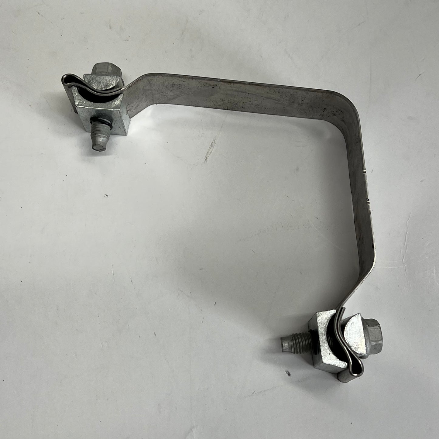 JOHN DEERE Genuine Oem Egr Cooler Clamp Silver RE540804