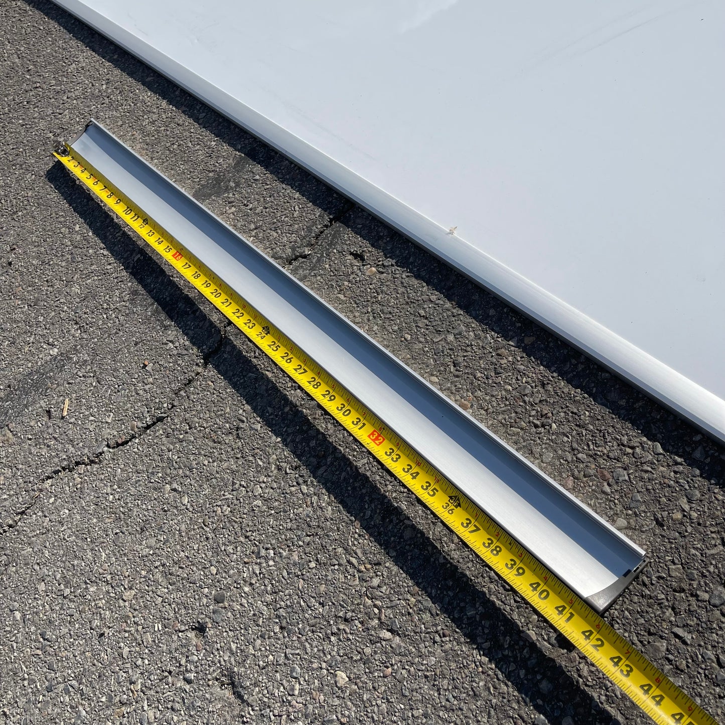 ZA@ Pallet of MIXED Whiteboard 8’ x 4’ (AS-IS)