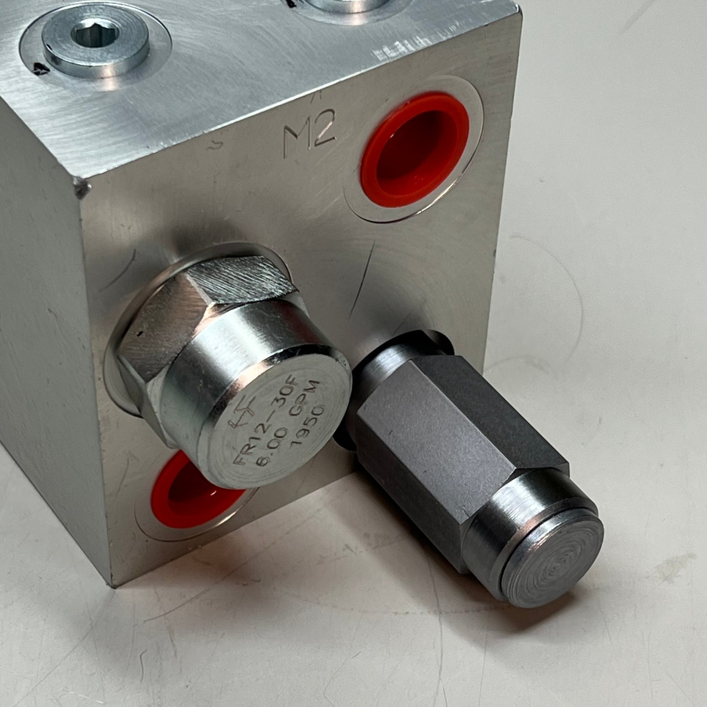 Hydraulic Block Use w/ Flow Regulator Valve FR12-30F HF62720-11 (New Open Box)